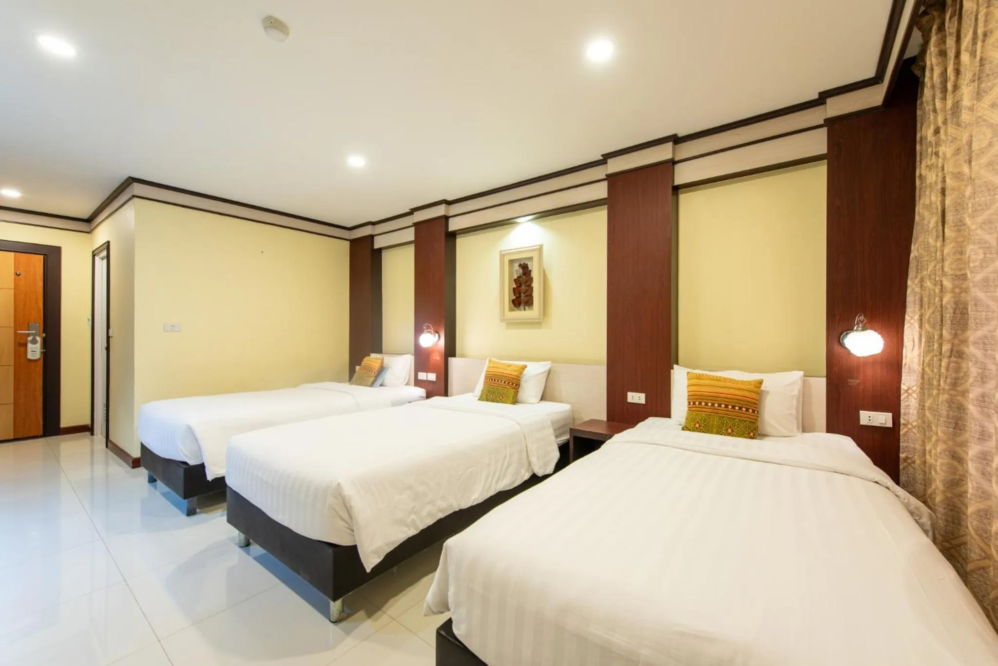 Bed in Chokdee Place