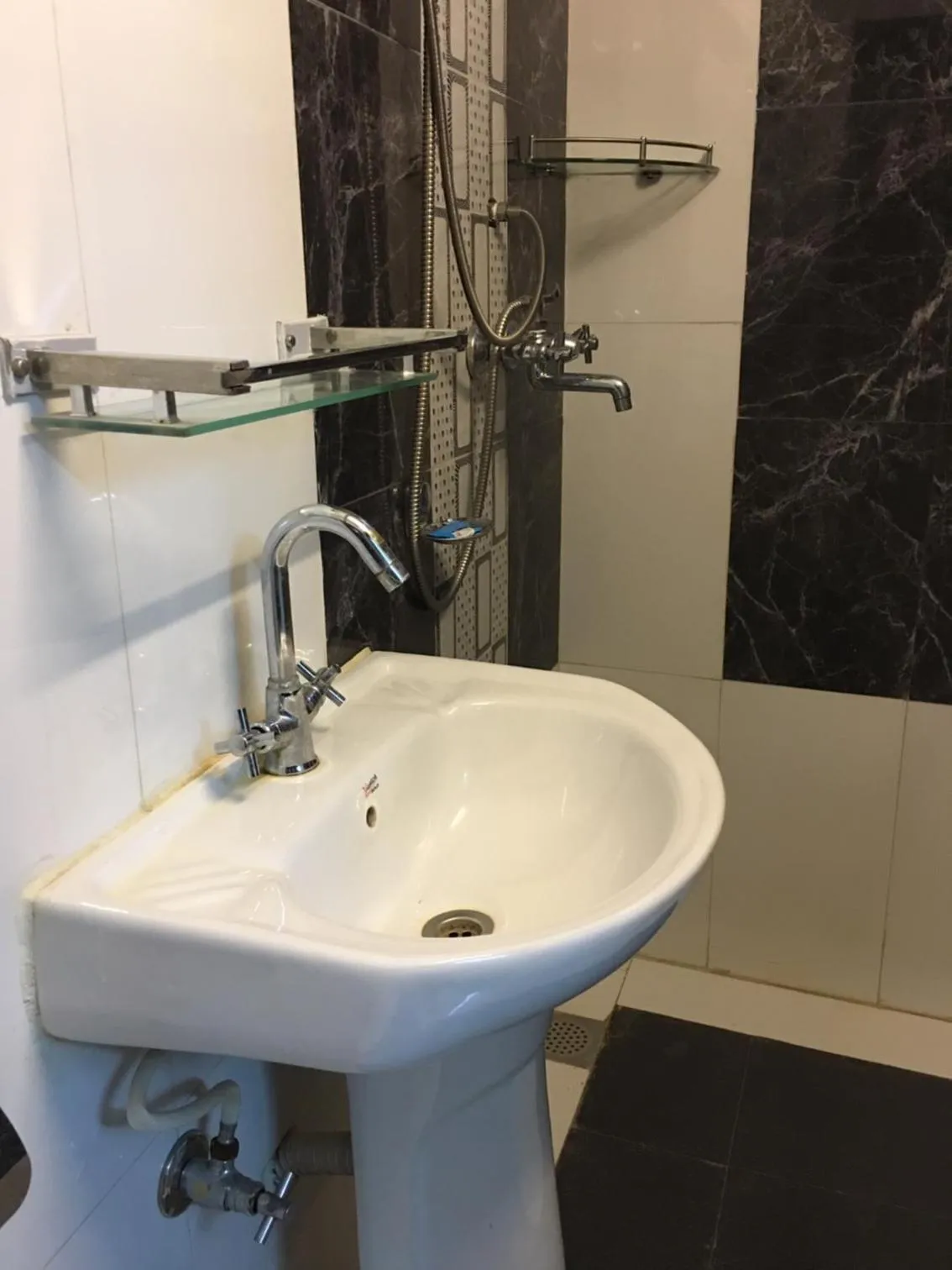 Bathroom in BnB Royal Tourist House