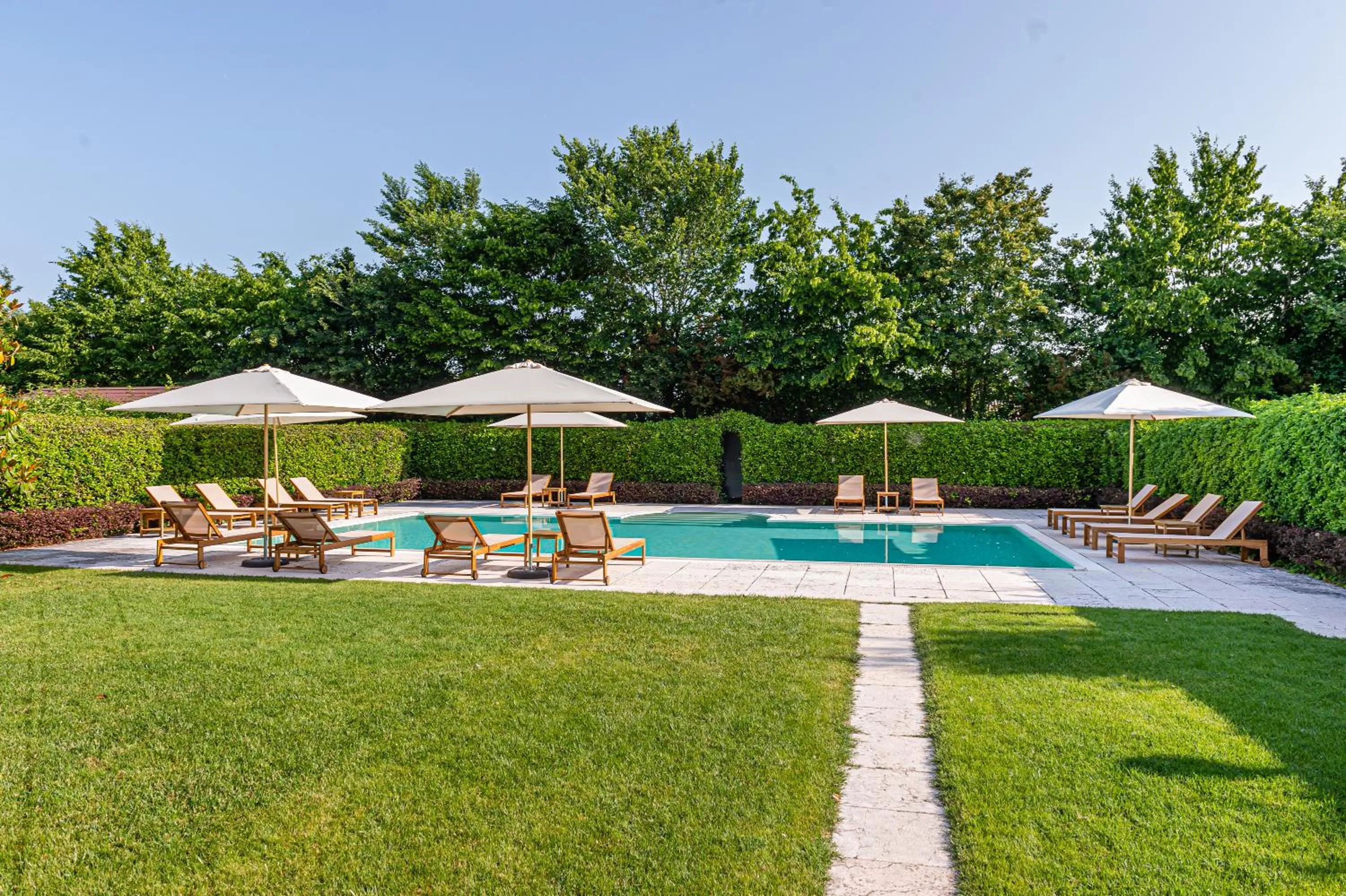 Swimming pool in Fiori e Frutti Hotel Agriresort Venezia Mestre