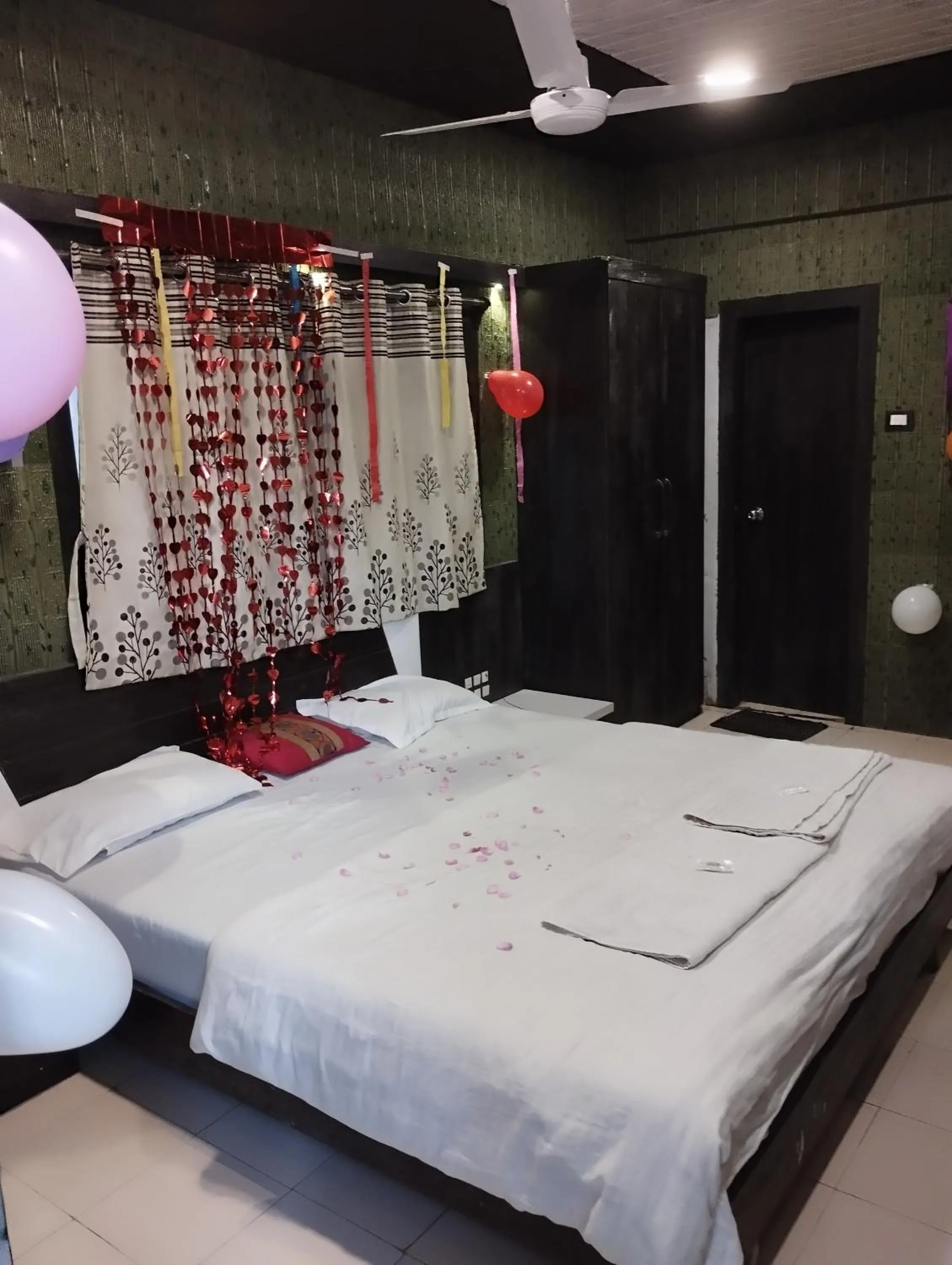 Bed in Hotel Grand Murud janjira