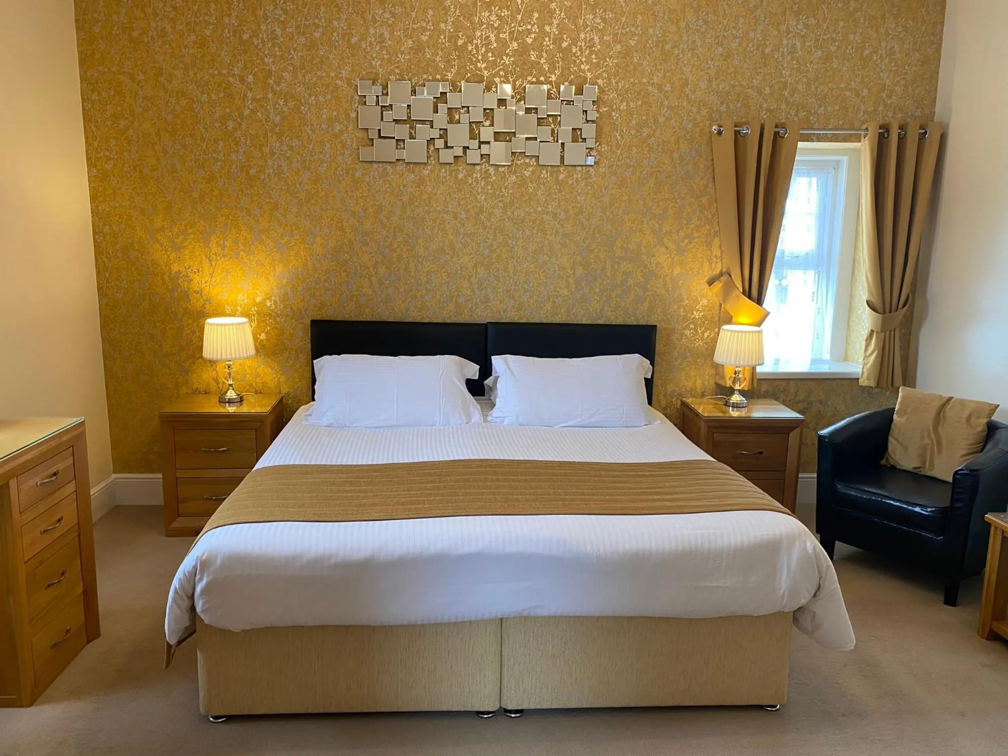 Bed in Paignton Court