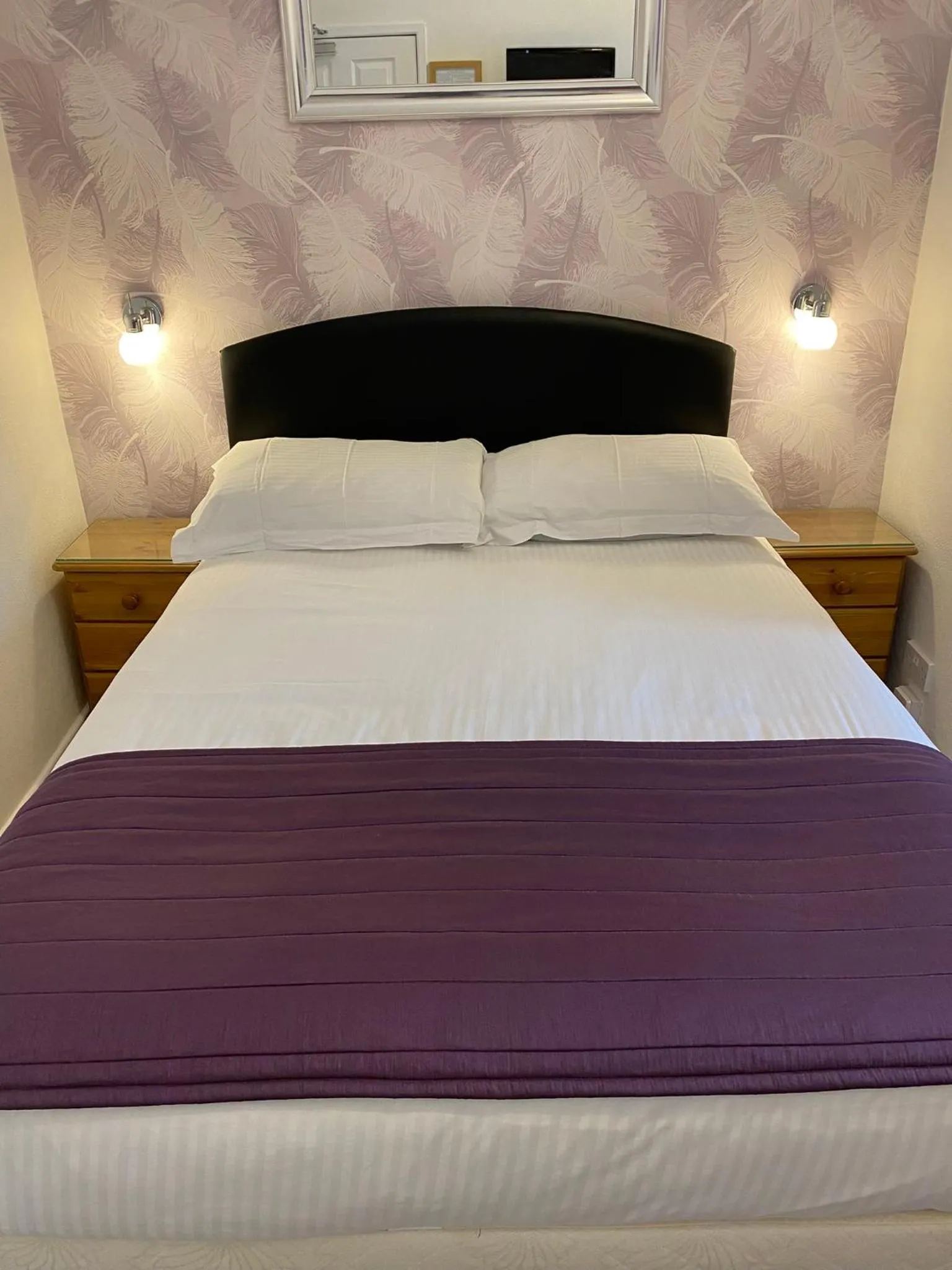 Bed in Paignton Court