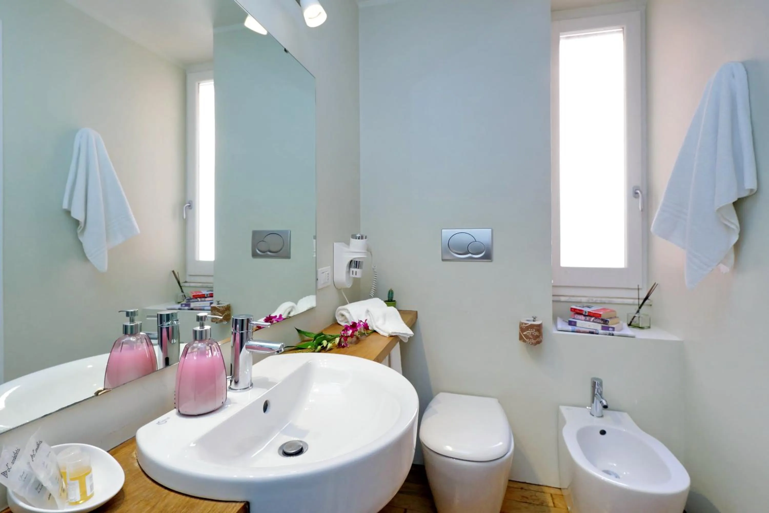 Toilet in Guest House Amaranto Romano