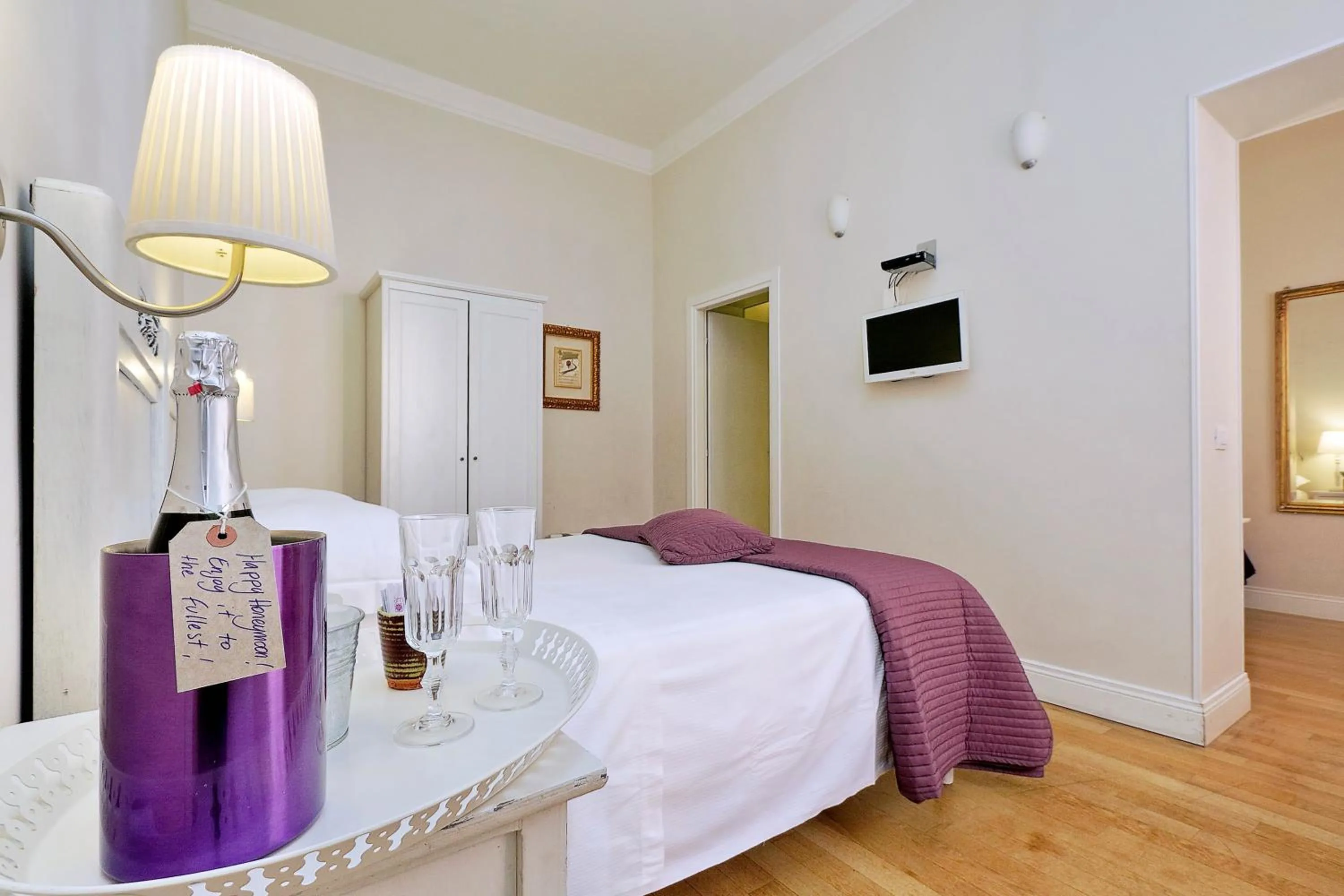 Photo of the whole room, Bed in Guest House Amaranto Romano