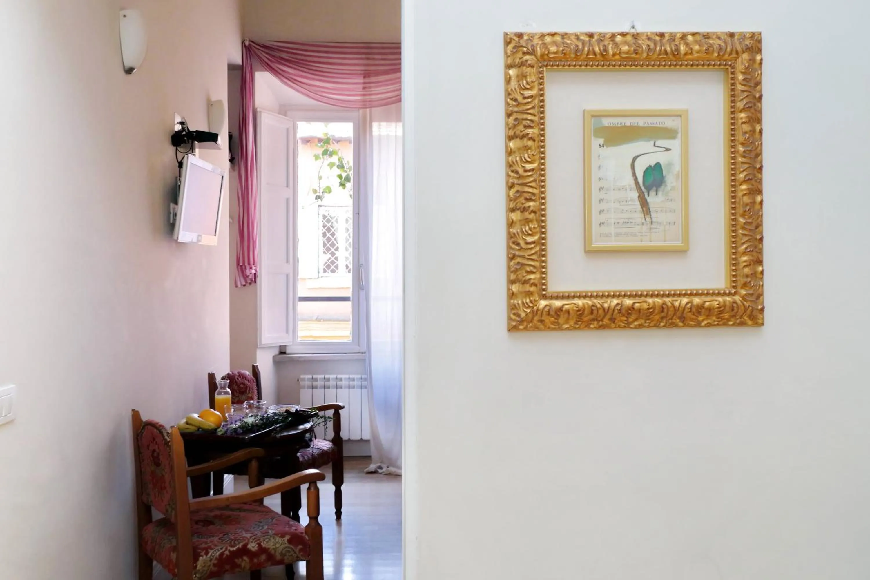 Decorative detail in Guest House Amaranto Romano