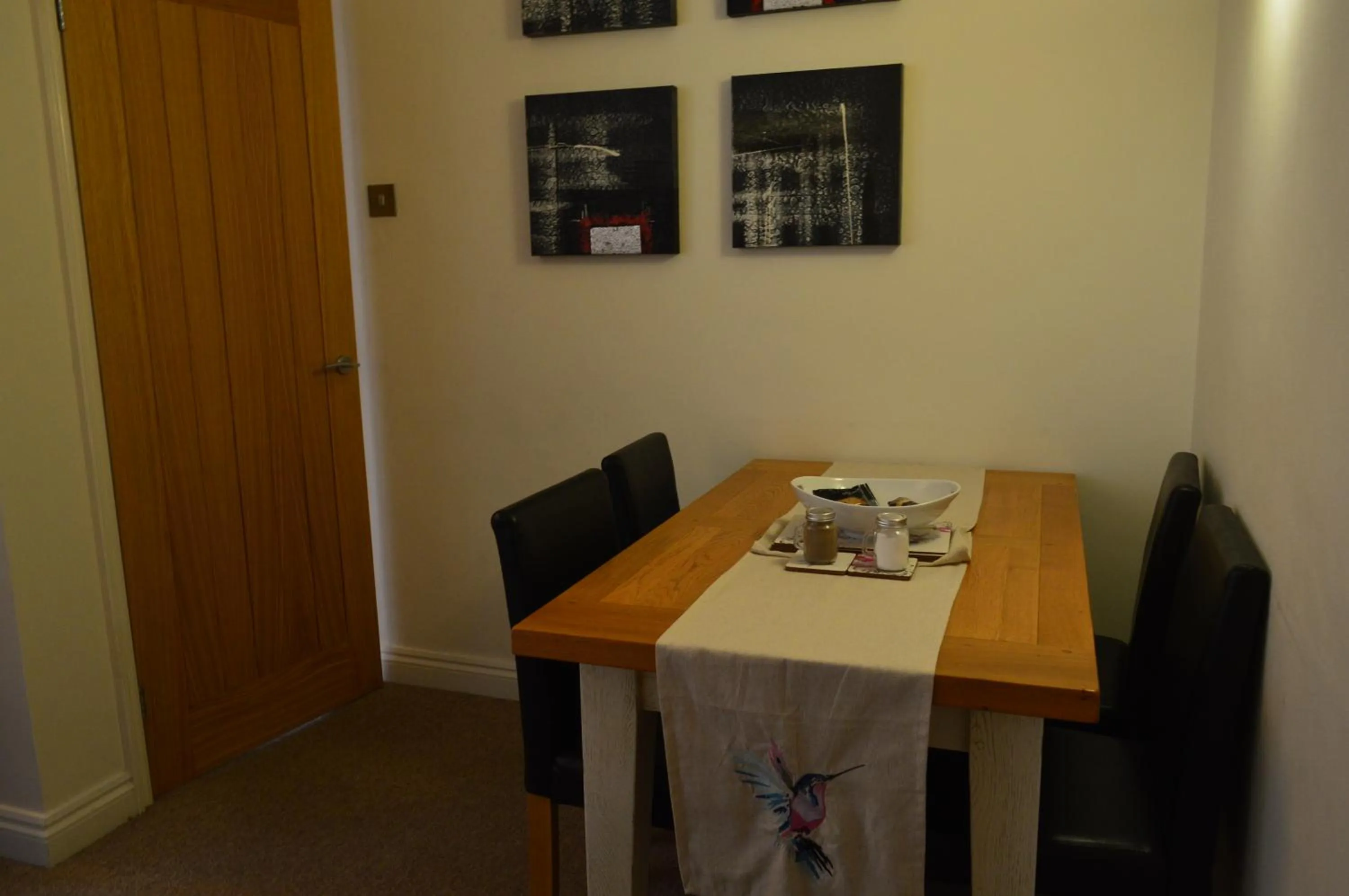 Dining area in Benson House Box