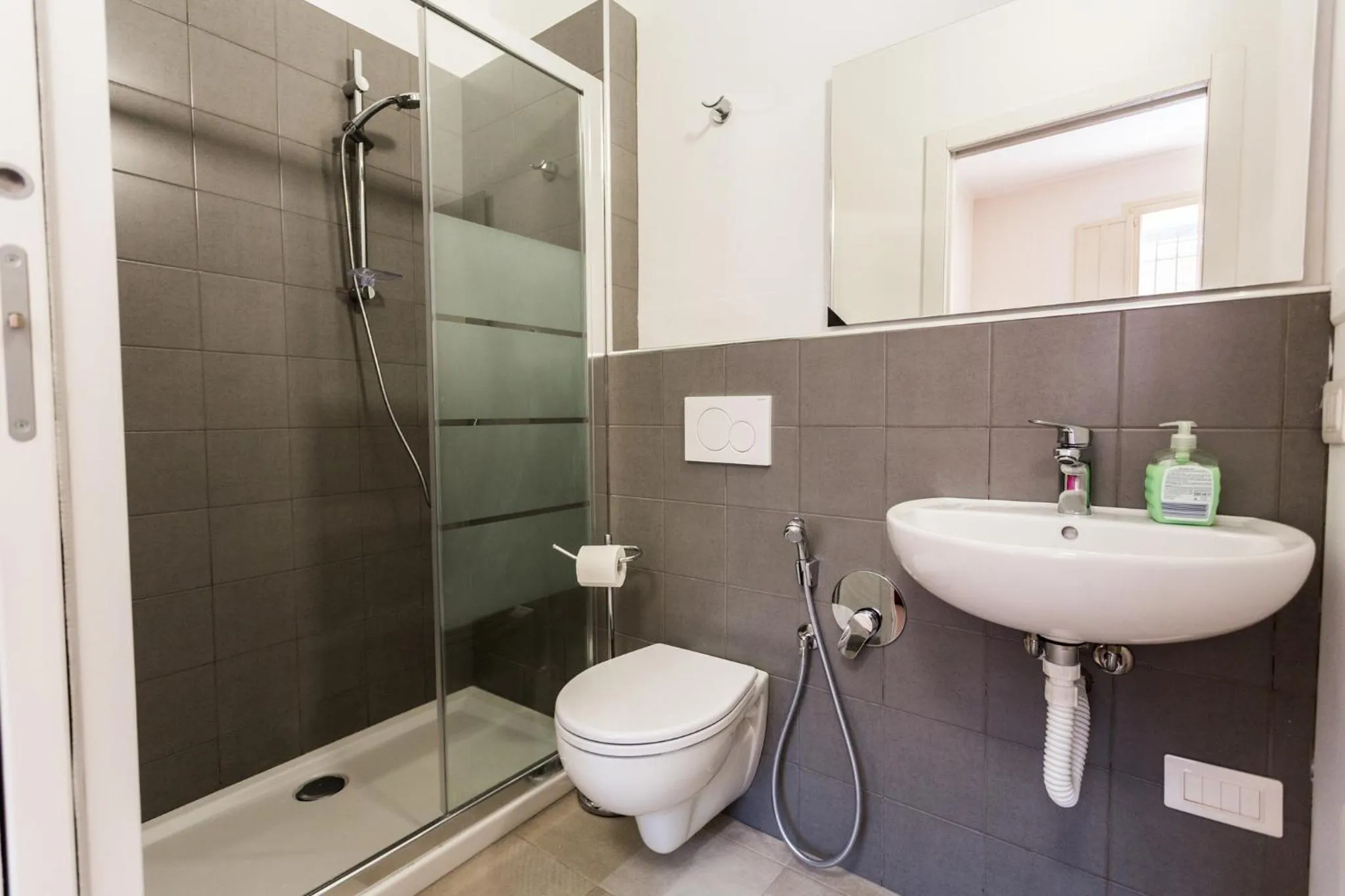 Bathroom in Student's Hostel Estense