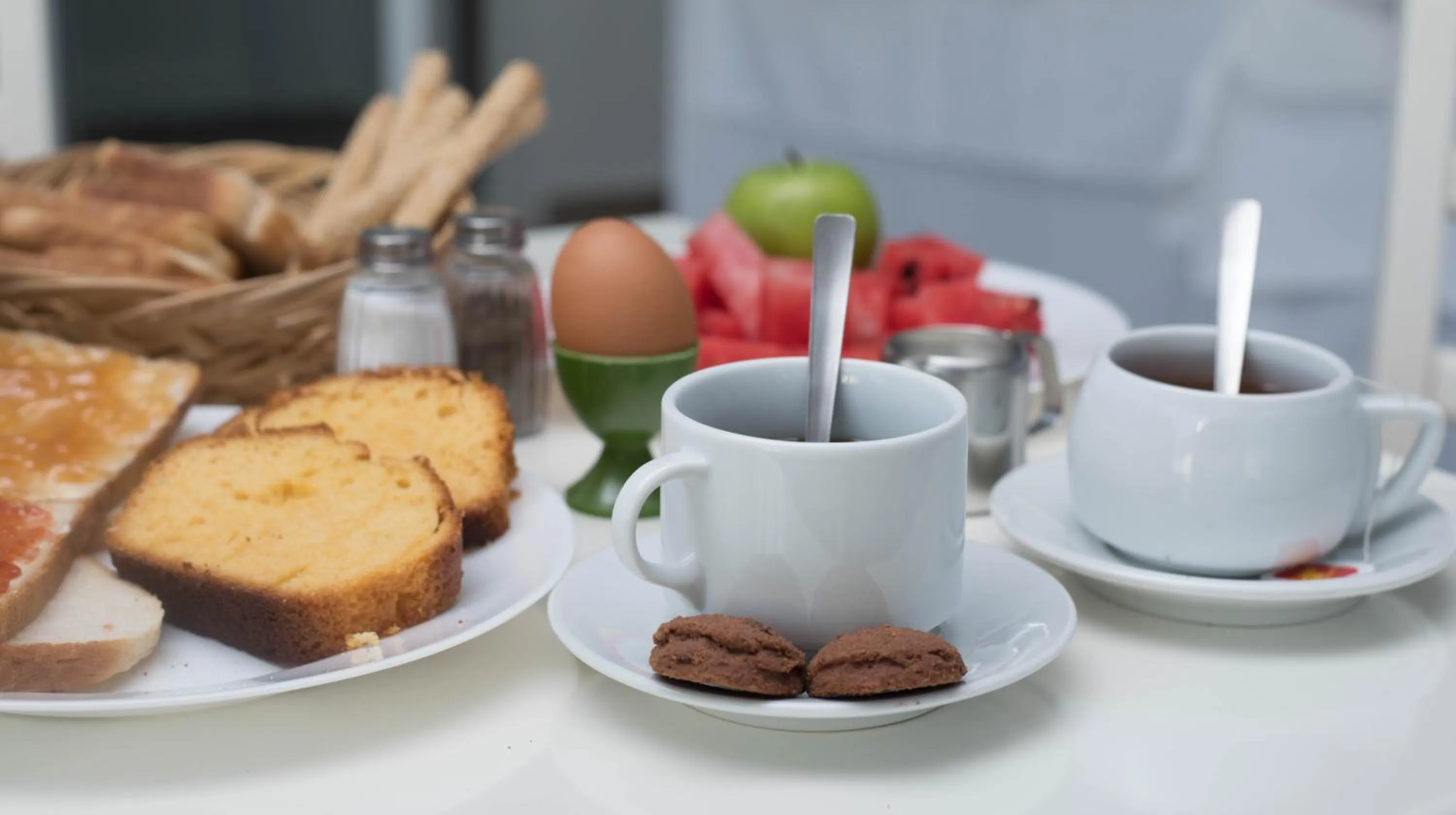 Food and drinks in Mare Naxia Hotel