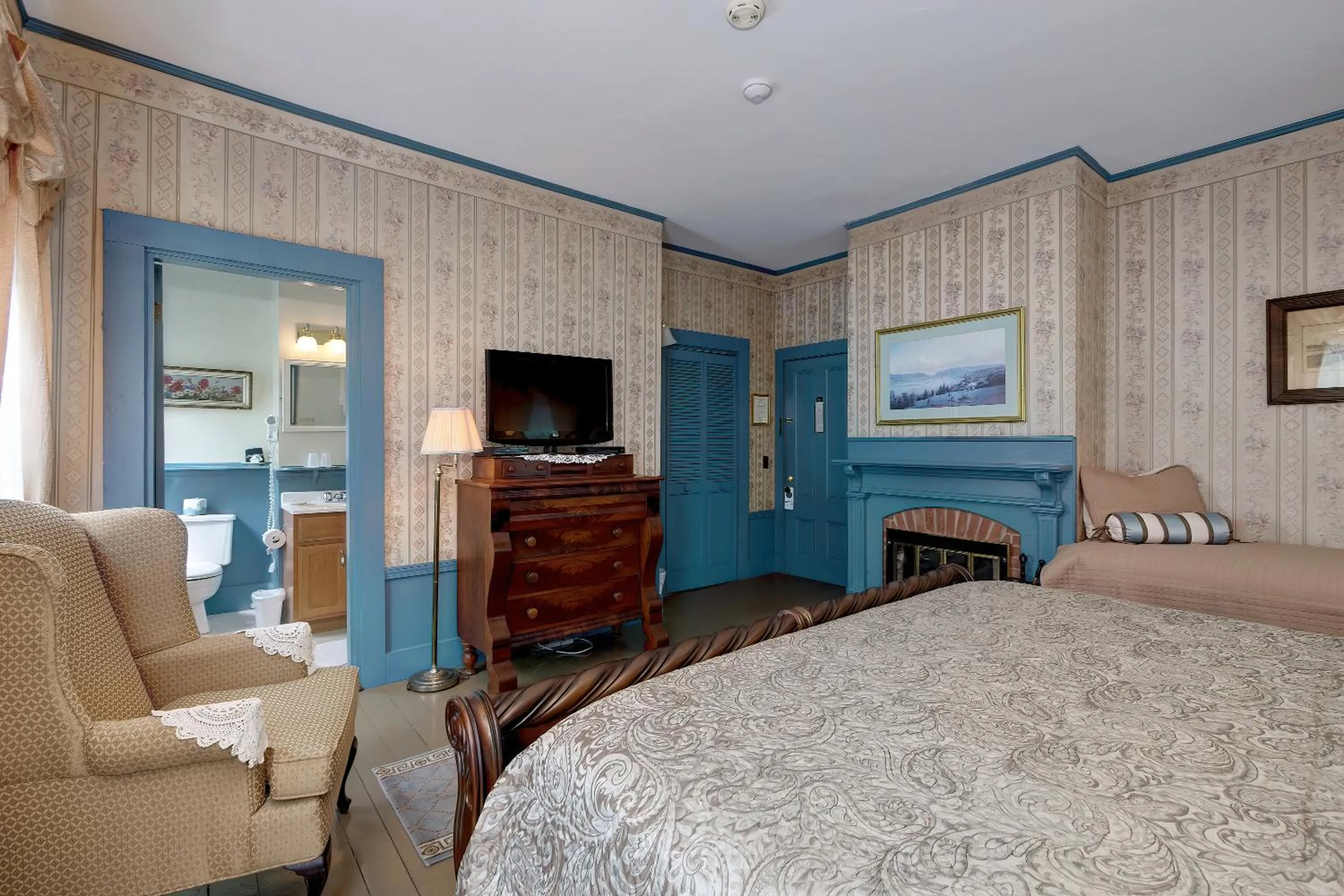 Bedroom, Bed in Mira Monte Inn & Suites