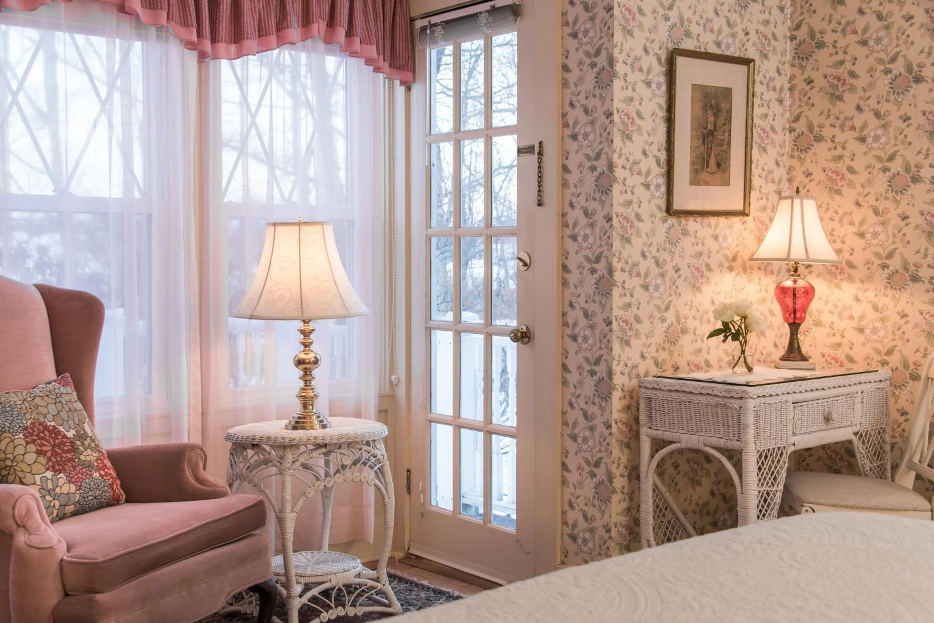 Bedroom, Bed in Mira Monte Inn & Suites