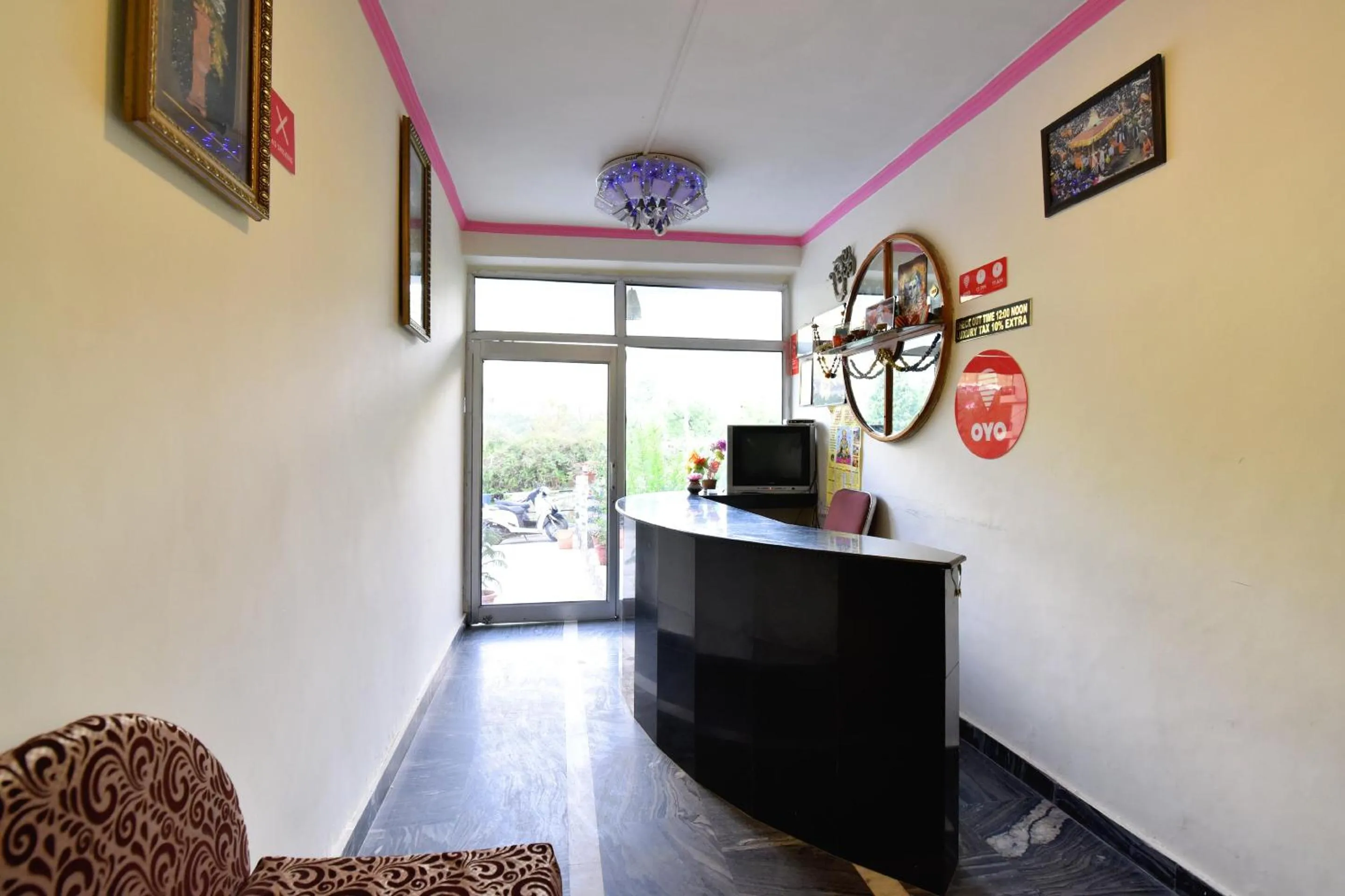 Lobby or reception, Lobby/Reception in OYO Hill View