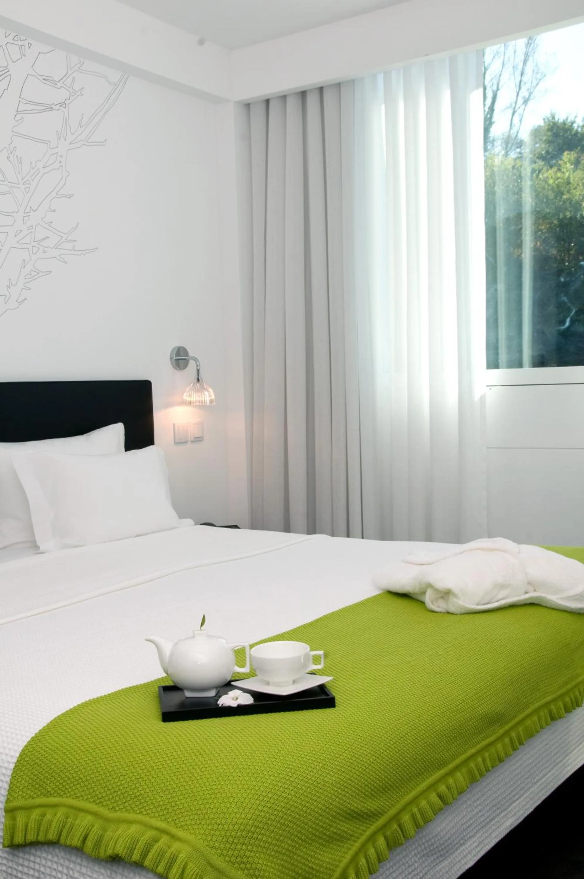 Bed in Open Village Sports Hotel & Spa Club