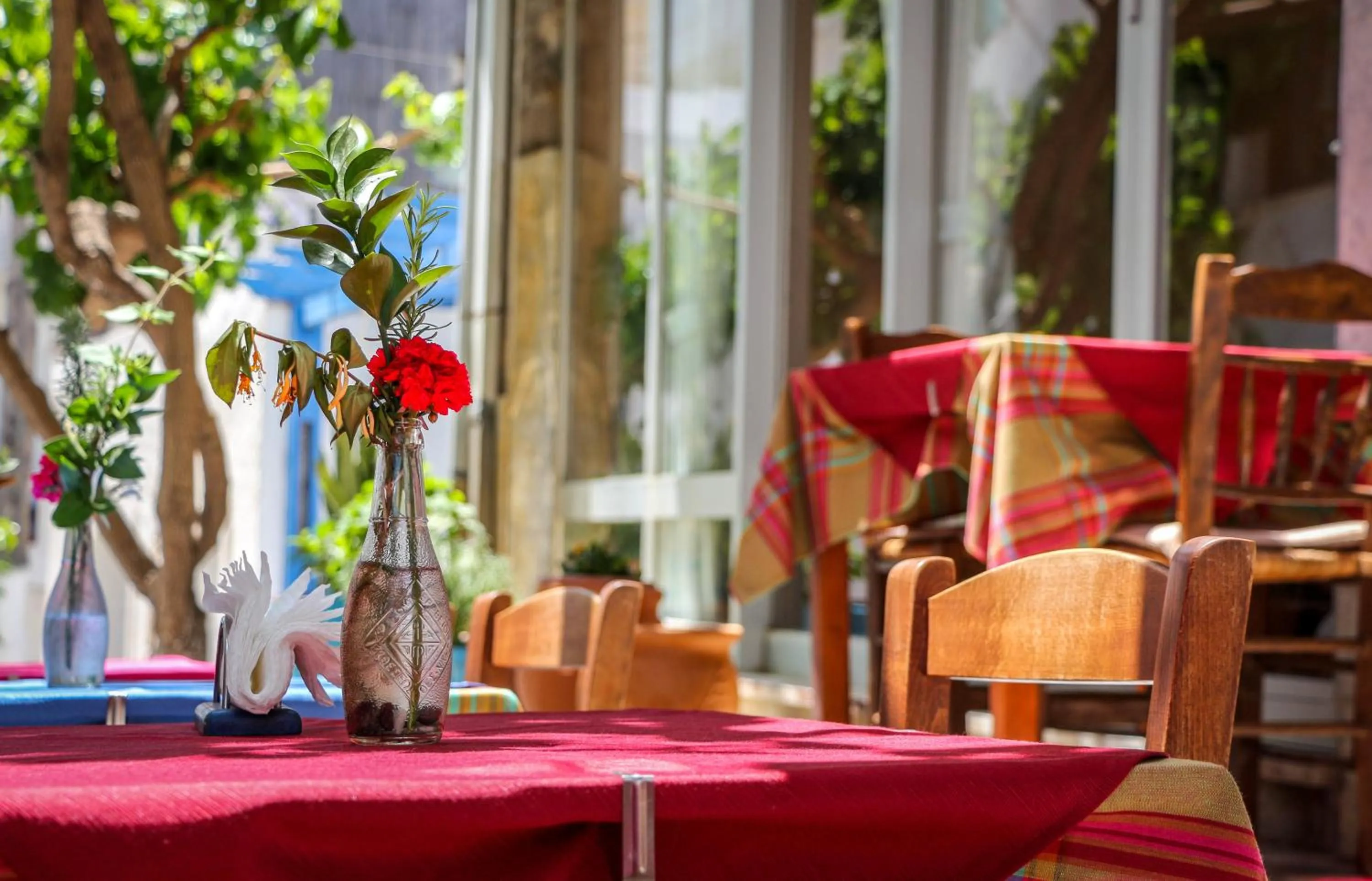 Restaurant/places to eat in Mirtos Hotel