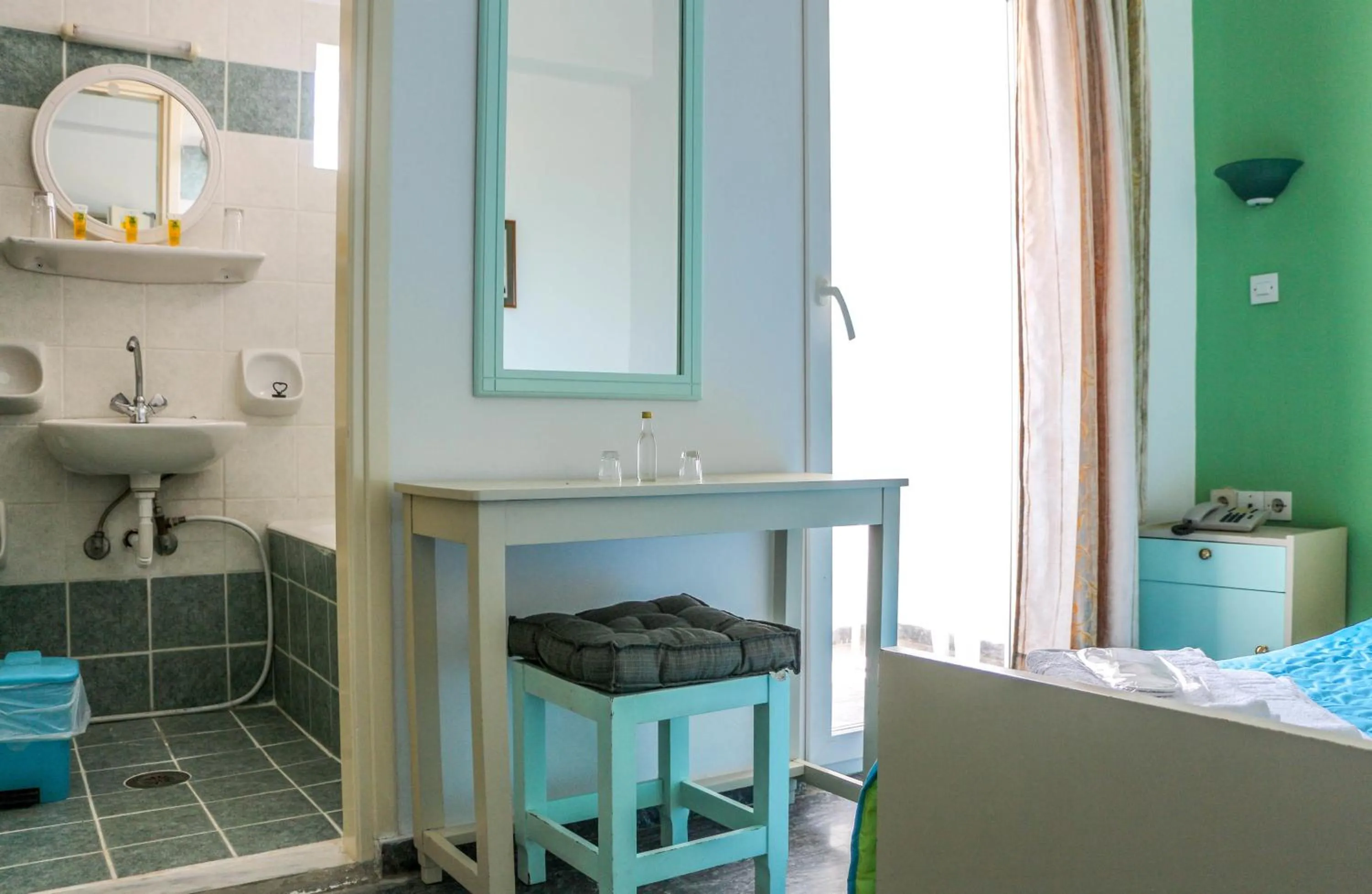 Bathroom in Mirtos Hotel