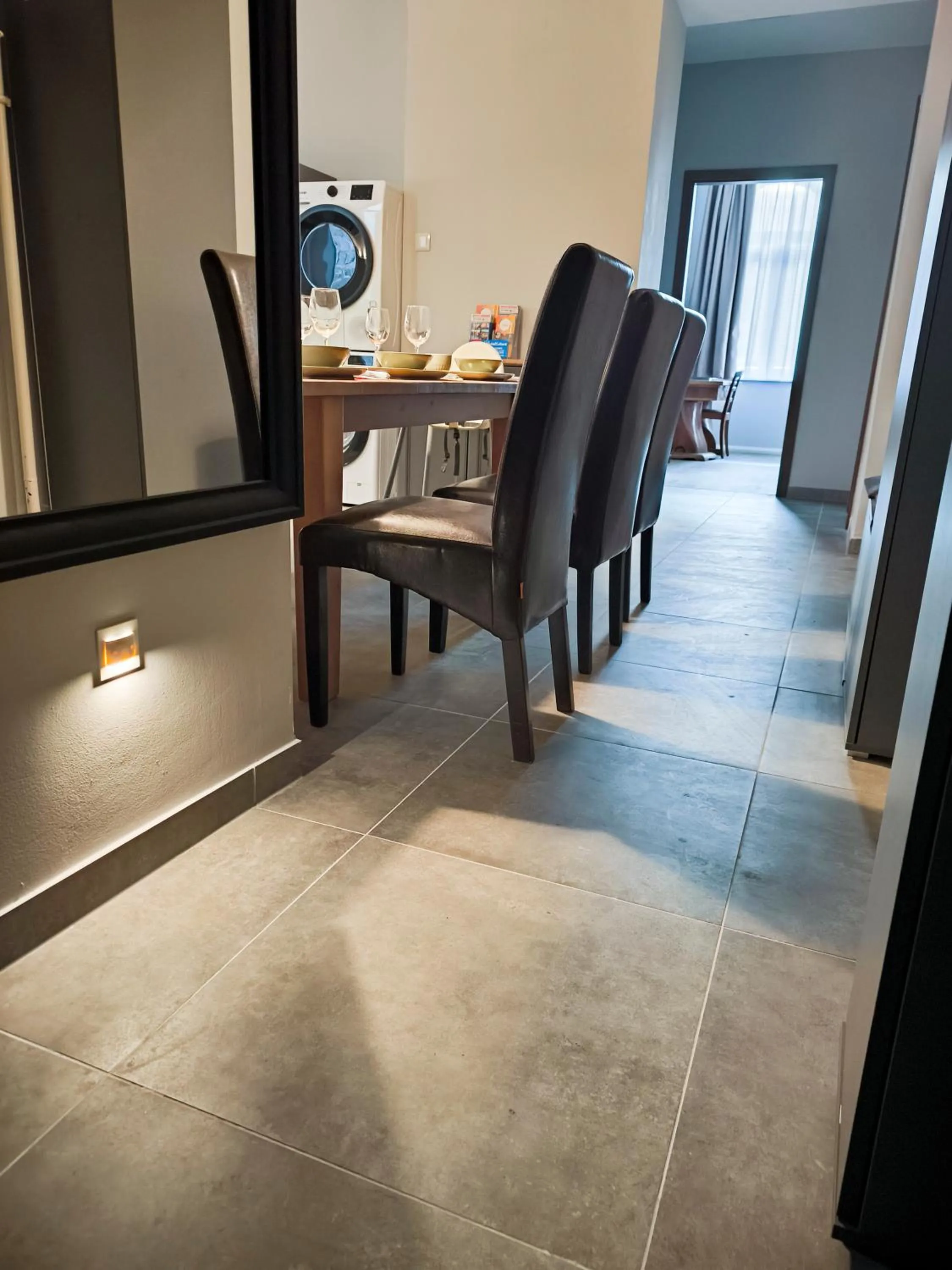 Living room in Corvin Point Rooms and Apartments