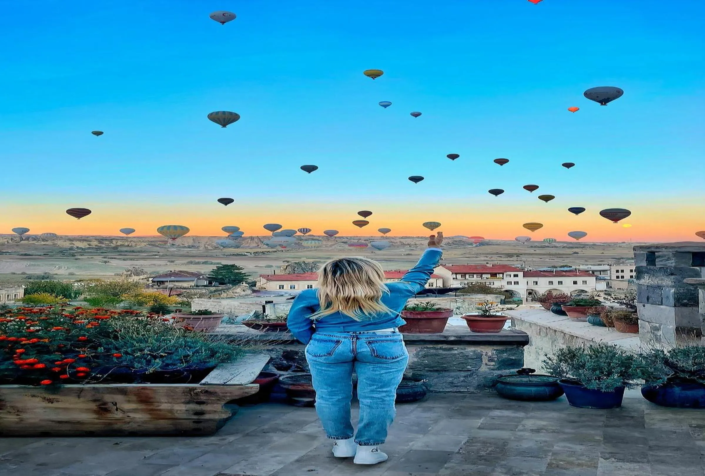 Landmark view in Seki Cave Suites