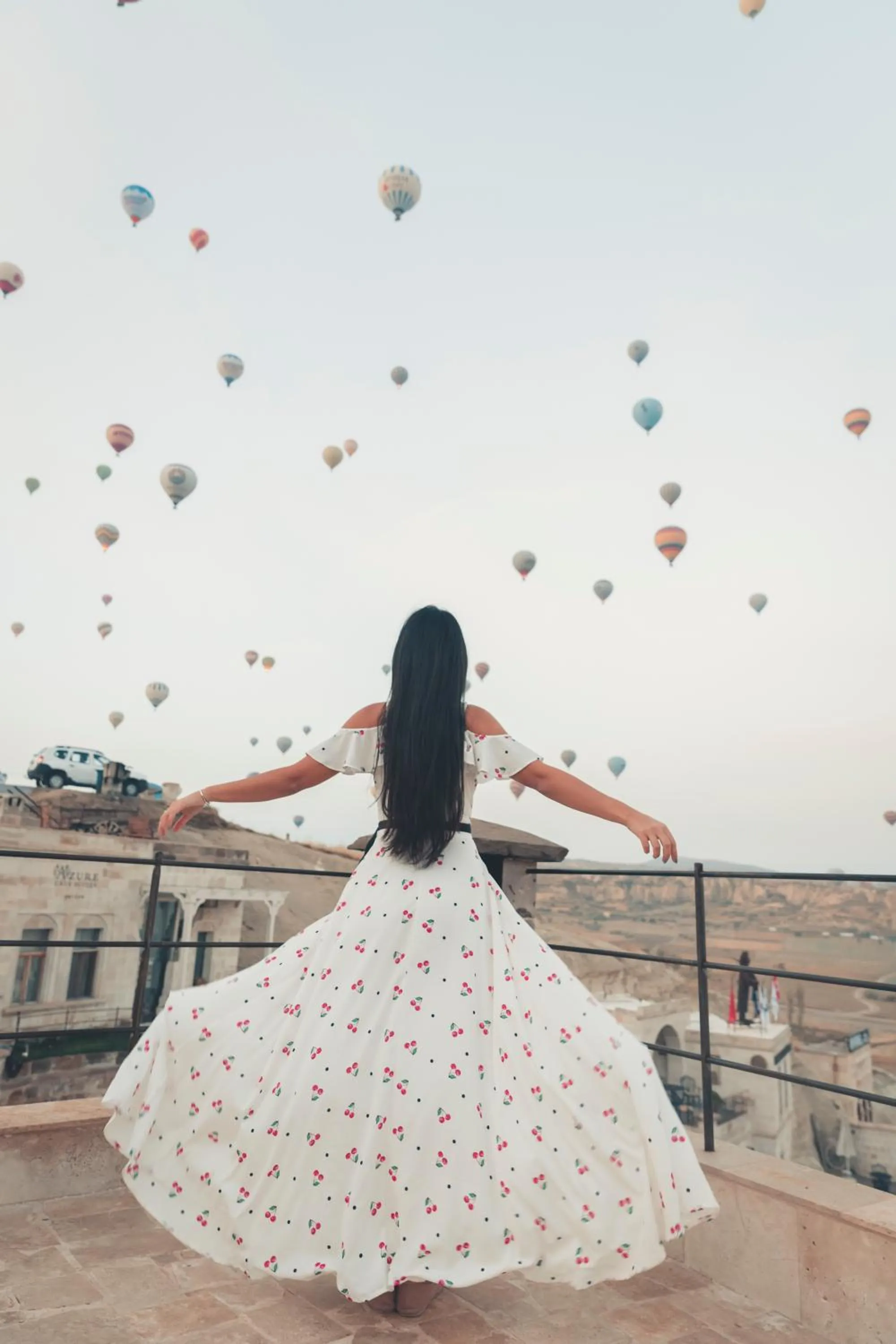 Day in Seki Cave Suites