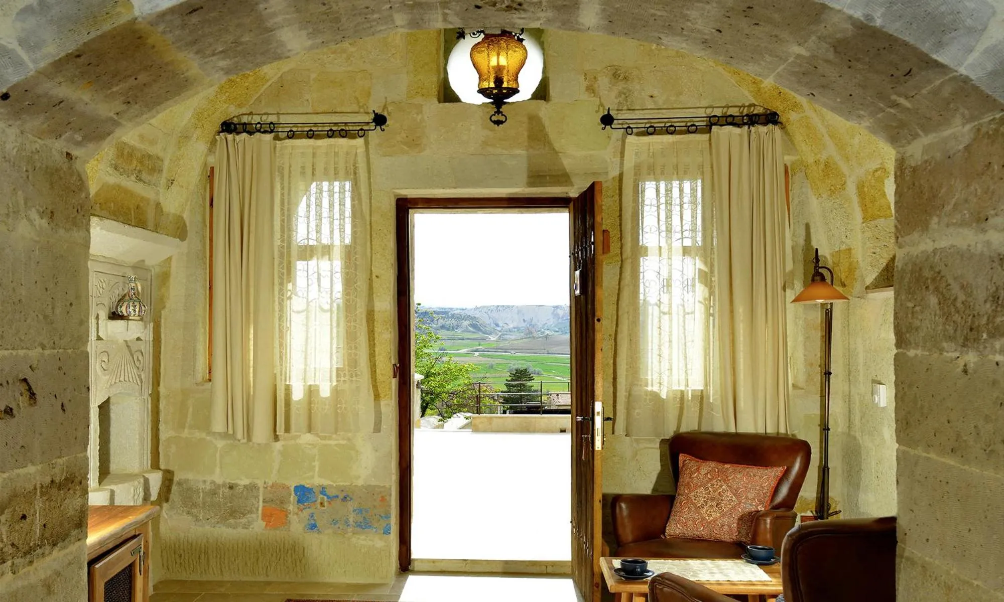 Natural landscape in Seki Cave Suites