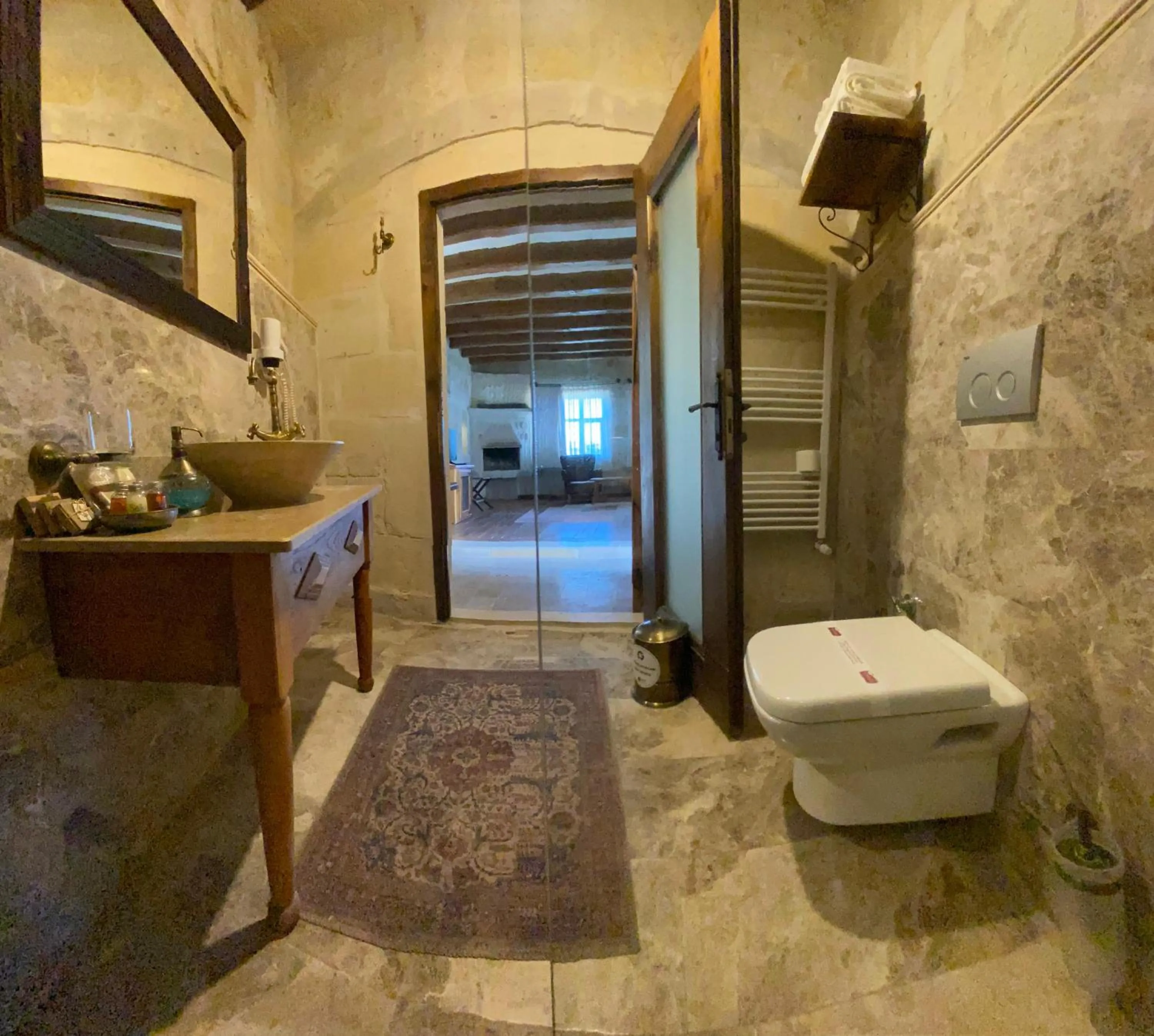 Bathroom in Seki Cave Suites