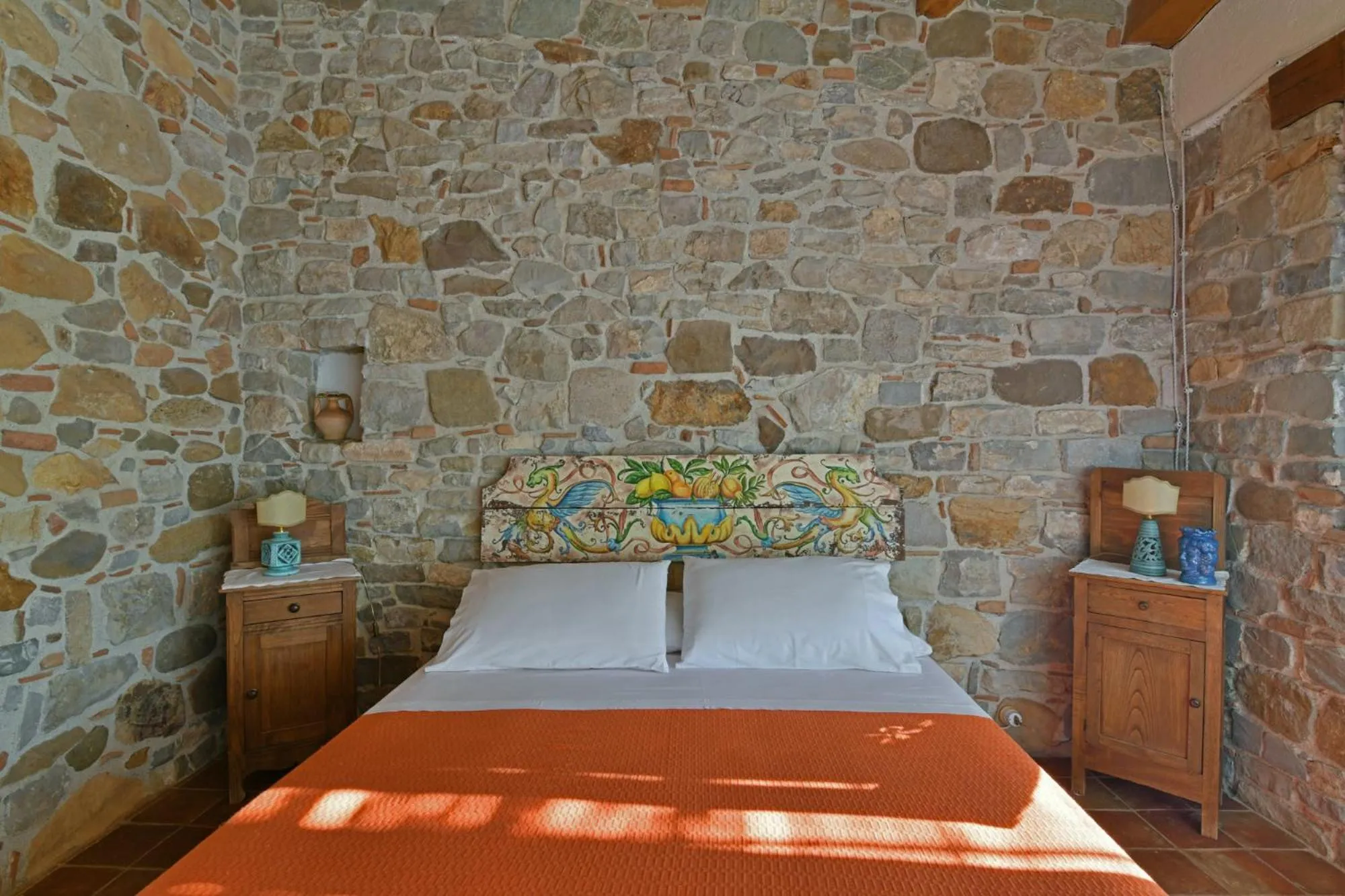 Mountain view, Bed in Terre Di Himera