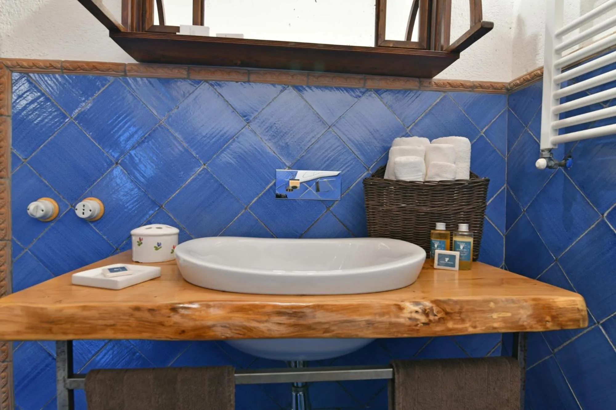 Bathroom in Terre Di Himera