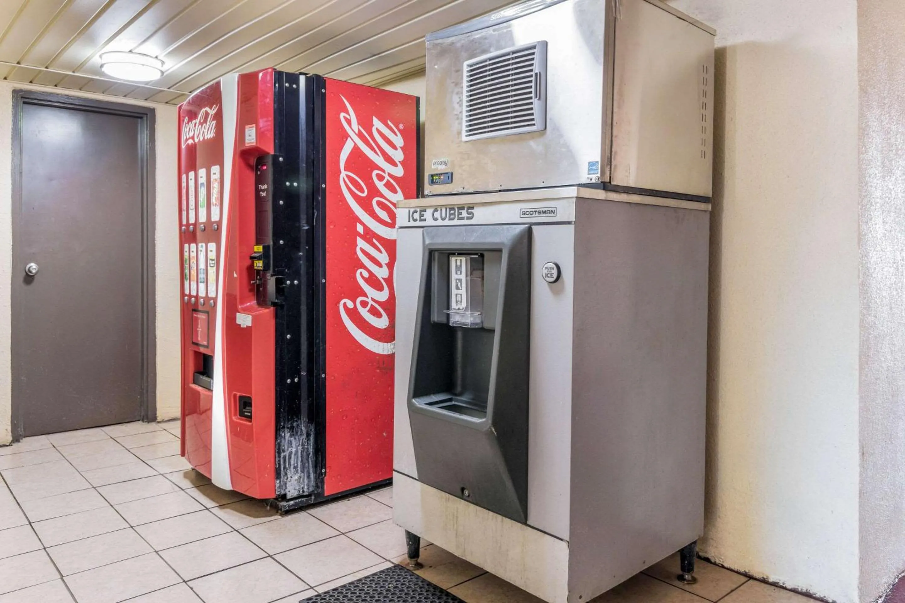 Other in Econo Lodge Inn & Suites Griffin North