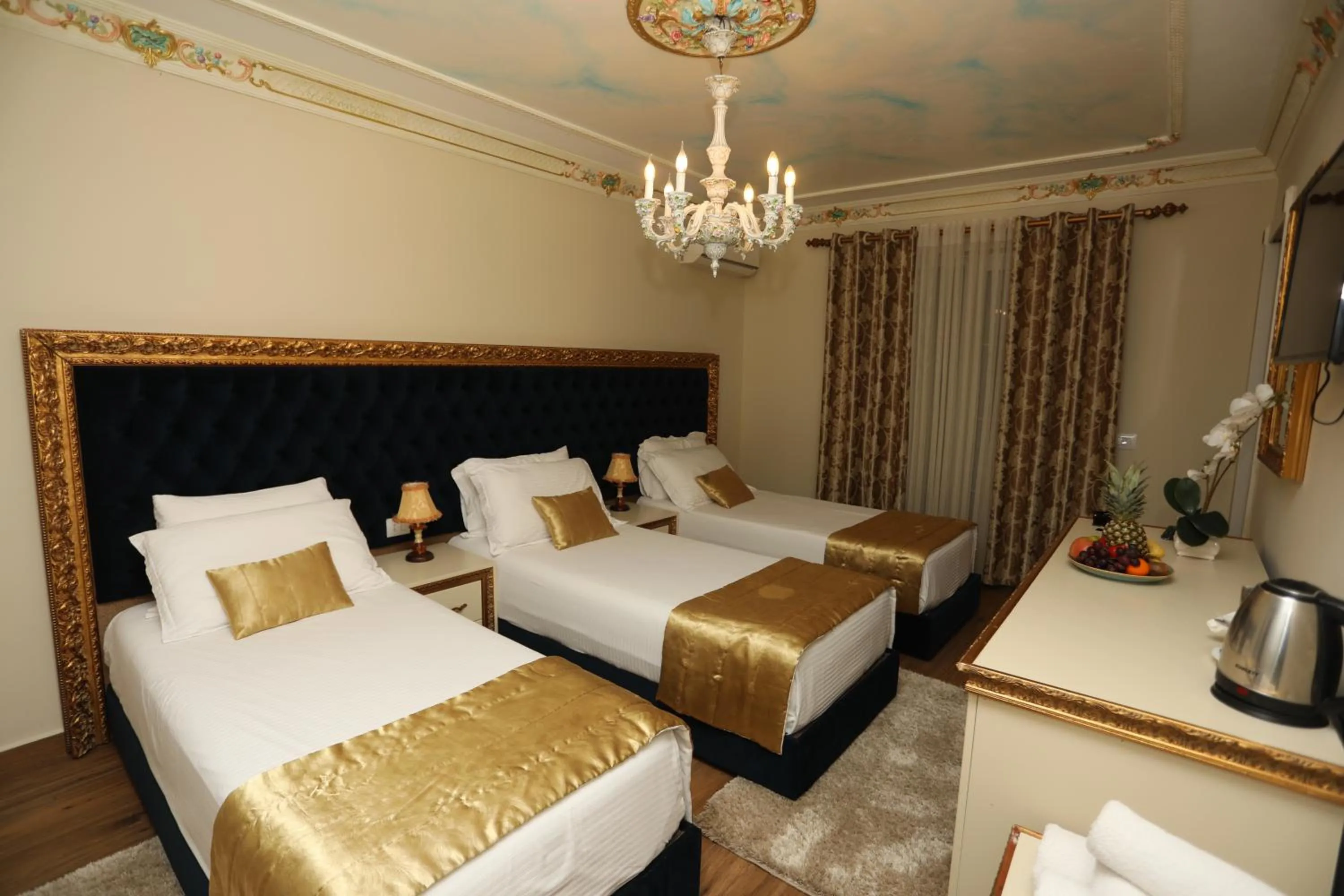 Bed in Hotel Empire Albania