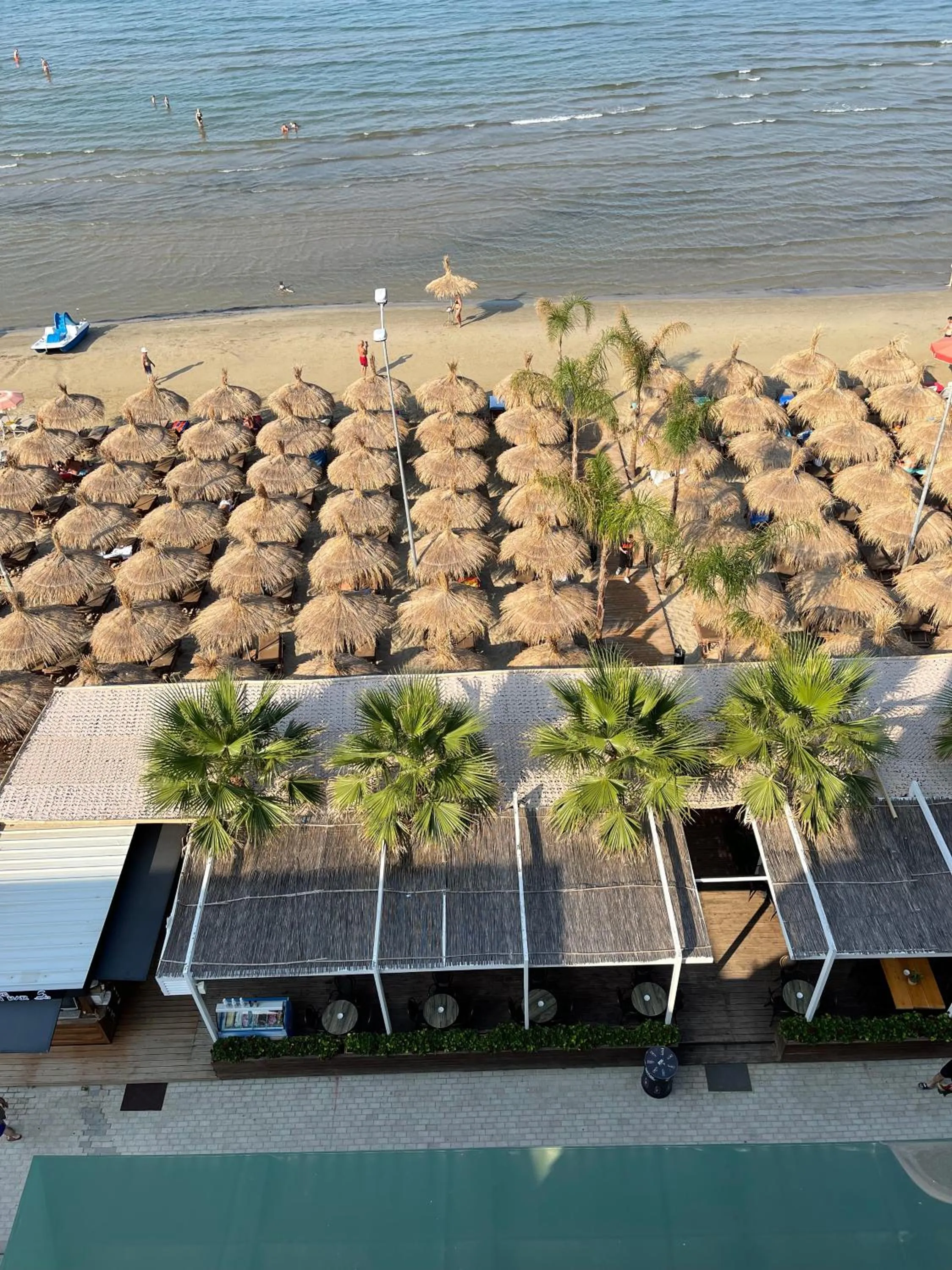 Day in Hotel Empire Albania