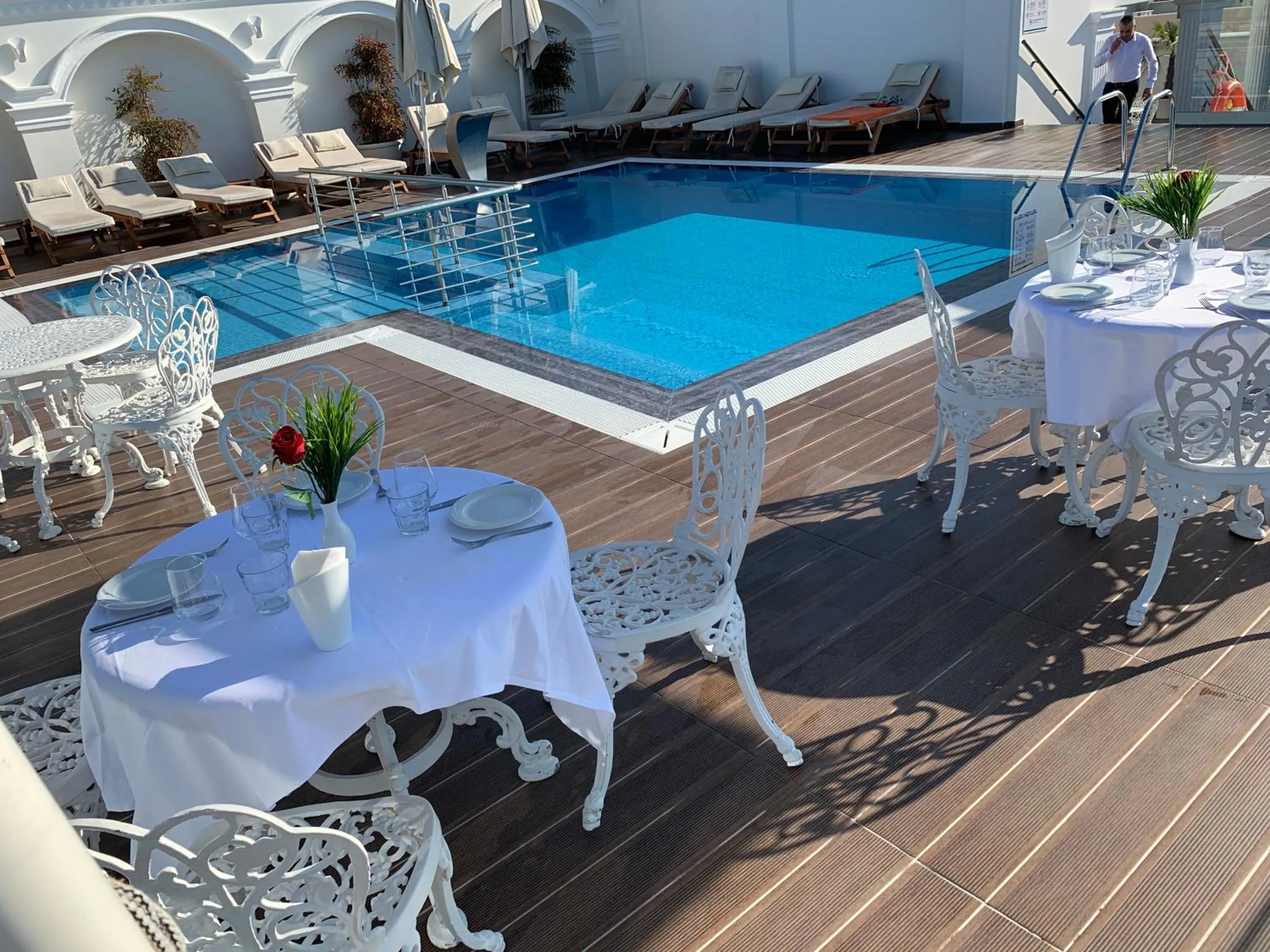 Day in Hotel Empire Albania