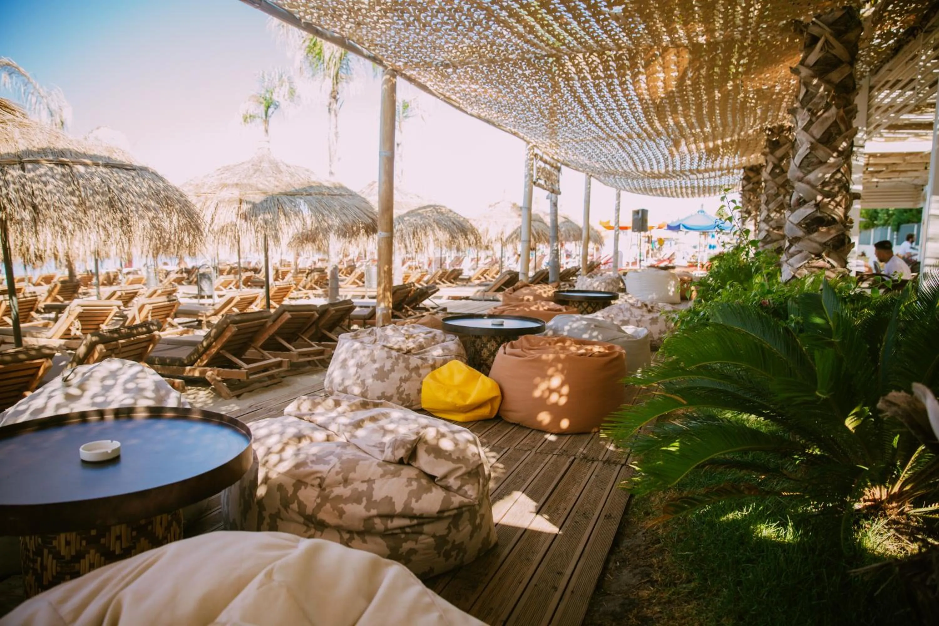 Restaurant/places to eat in Hotel Empire Albania