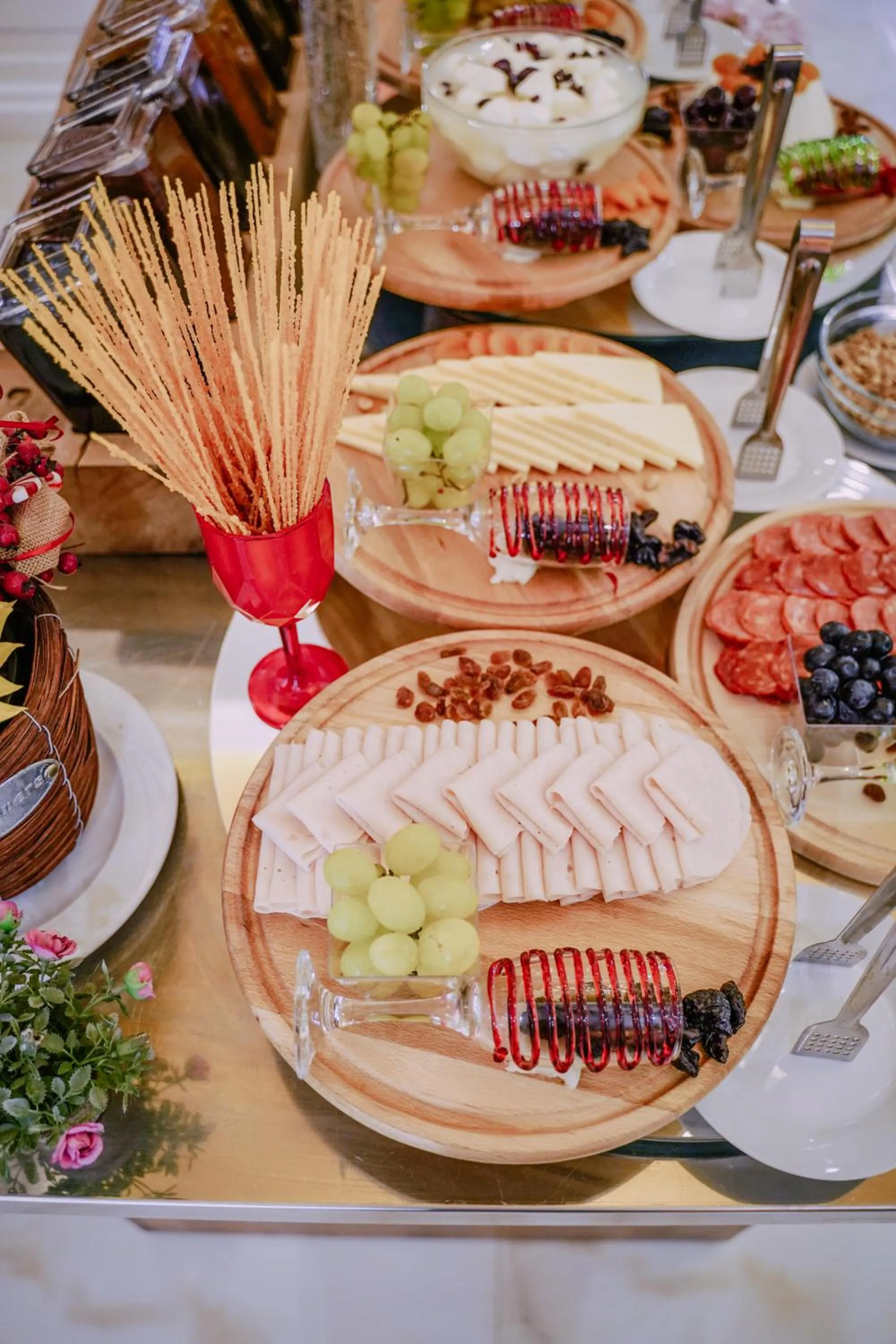 Food and drinks in Hotel Empire Albania