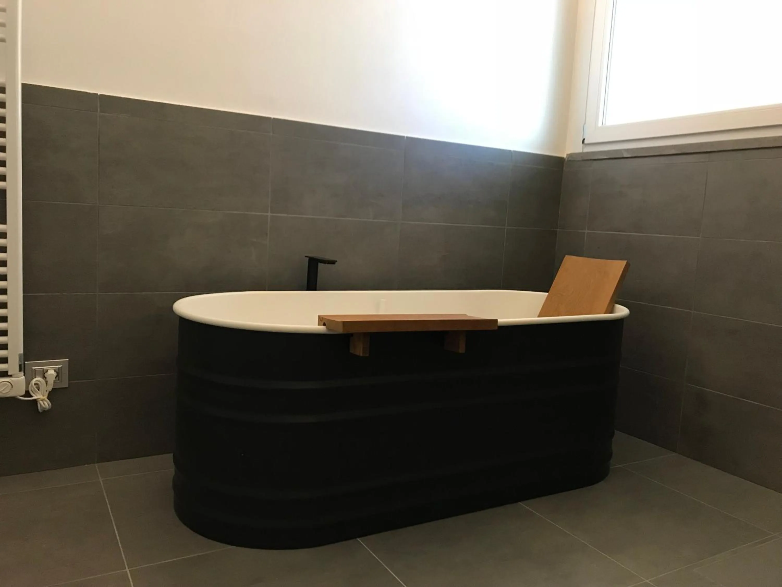 Bathroom in nautilus b&b suite design