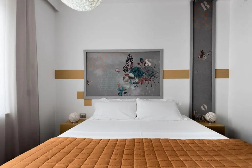 Bed in nautilus b&b suite design