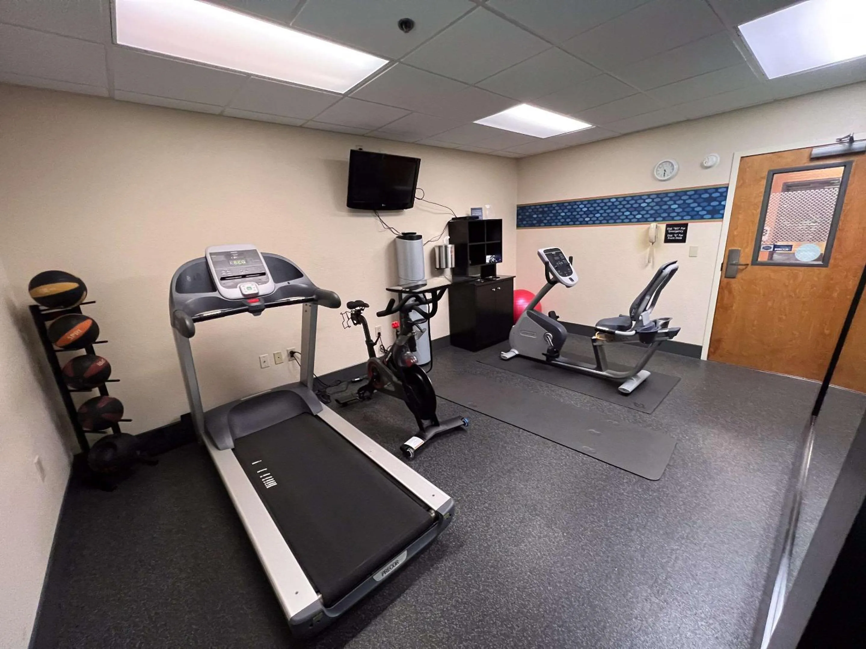 Fitness centre/facilities in Cherokee Inn