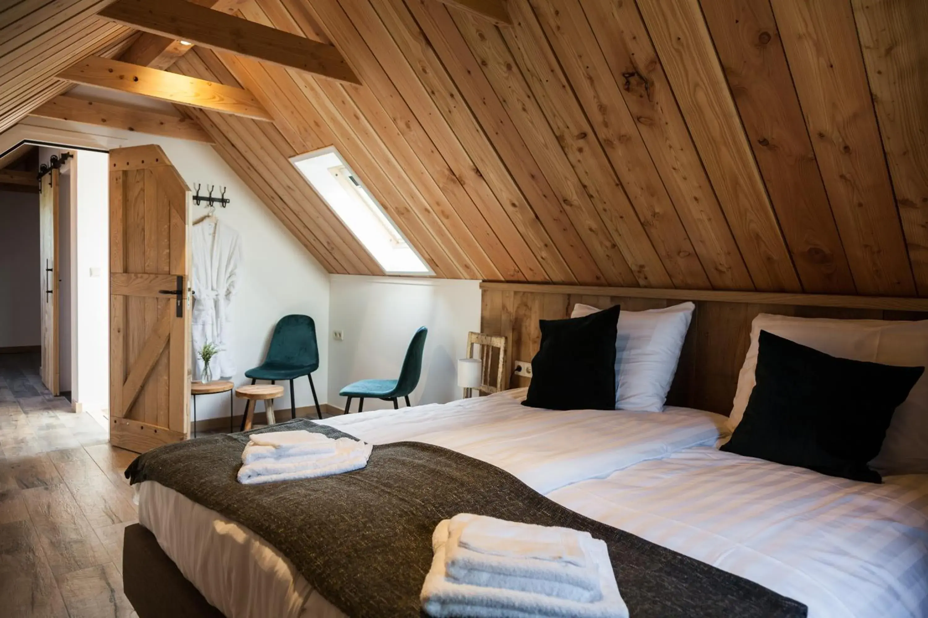 Twin Room with Private External Bathroom - single occupancy in Bed & Breakfast De Schoppe Twin Room with Private External Bathroom - single occupancy in Bed & Breakfast De Schoppe