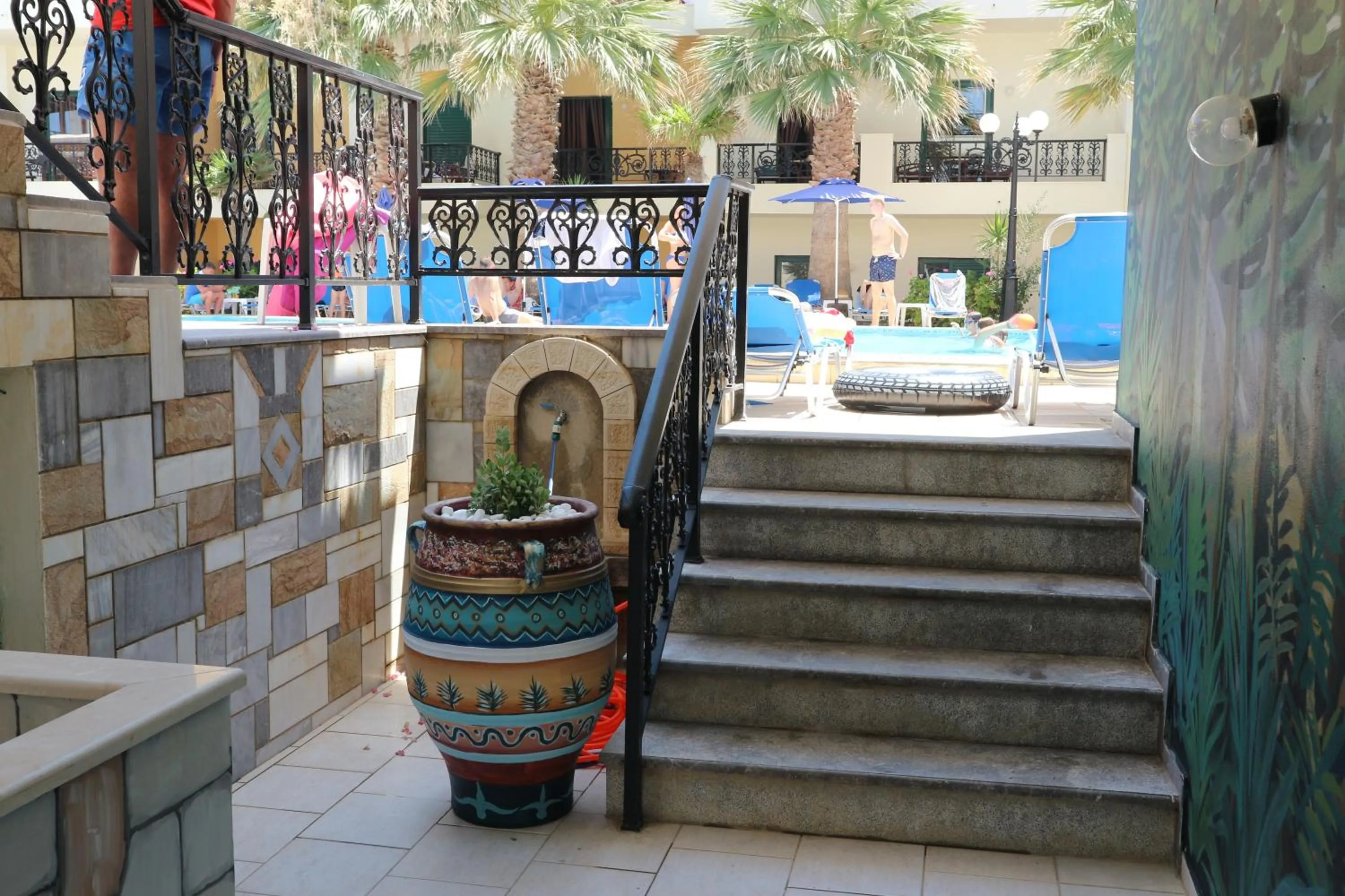 Day in Diogenis Blue Palace