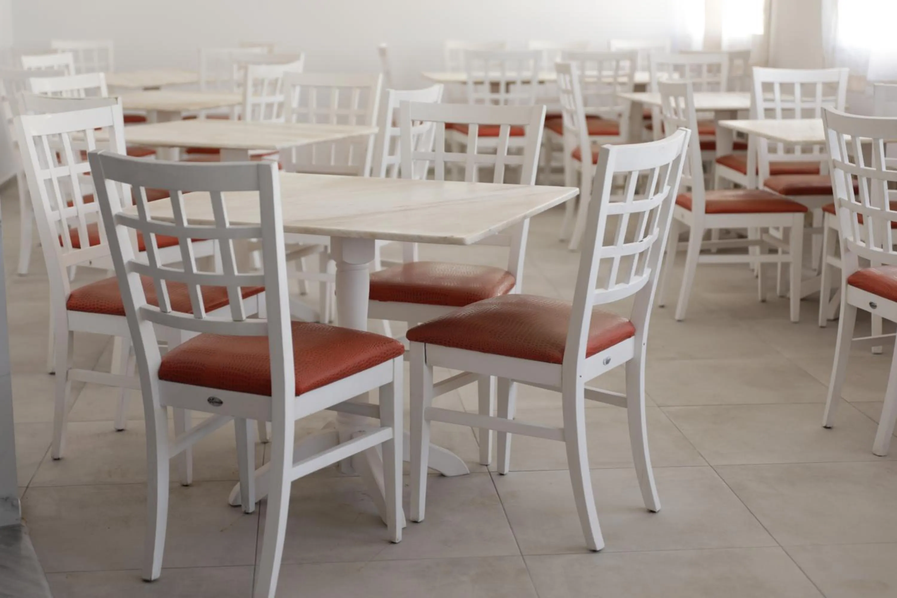 Restaurant/places to eat in Diogenis Blue Palace