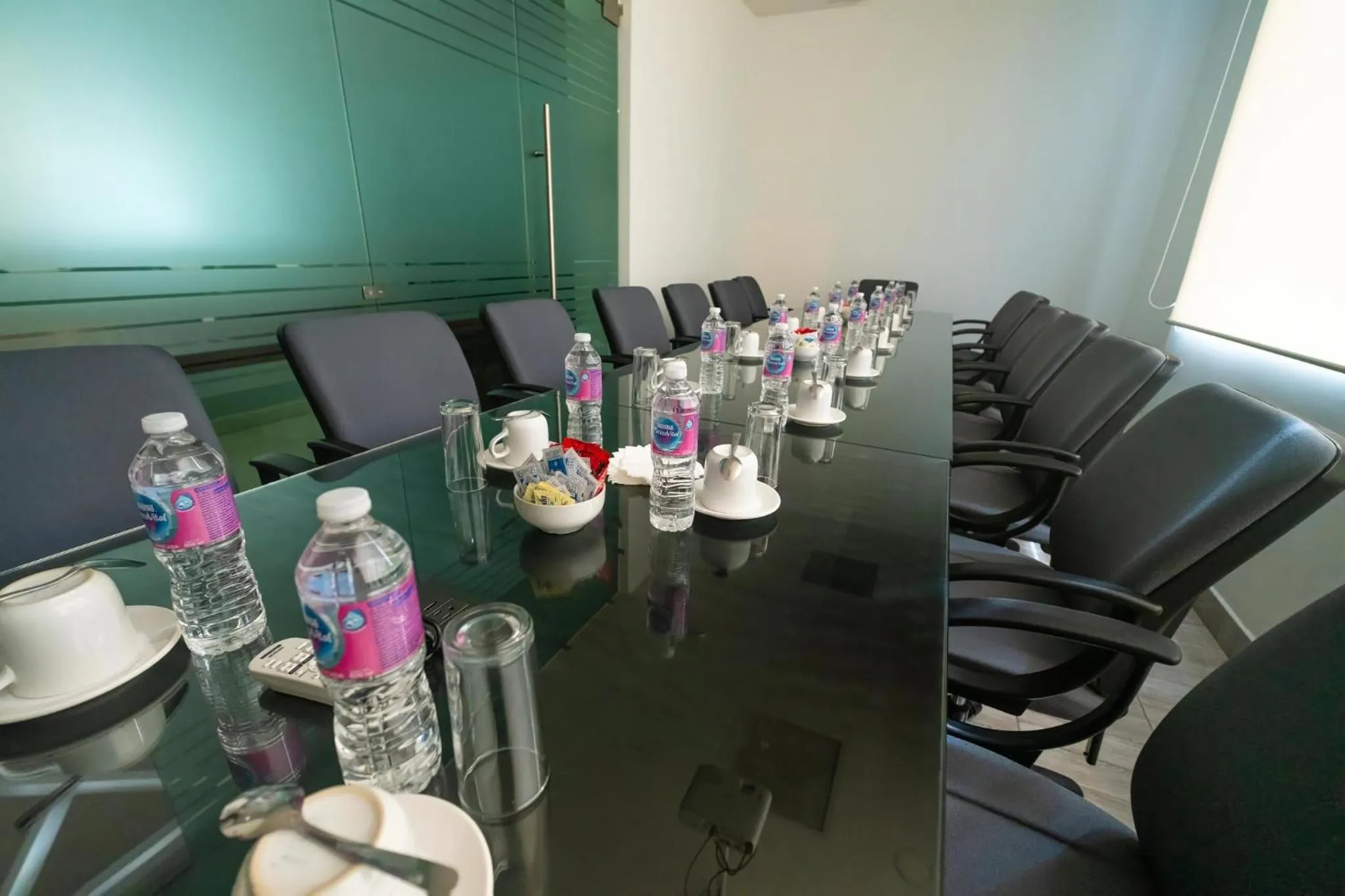 Meeting/conference room in Holiday Inn Uruapan by IHG