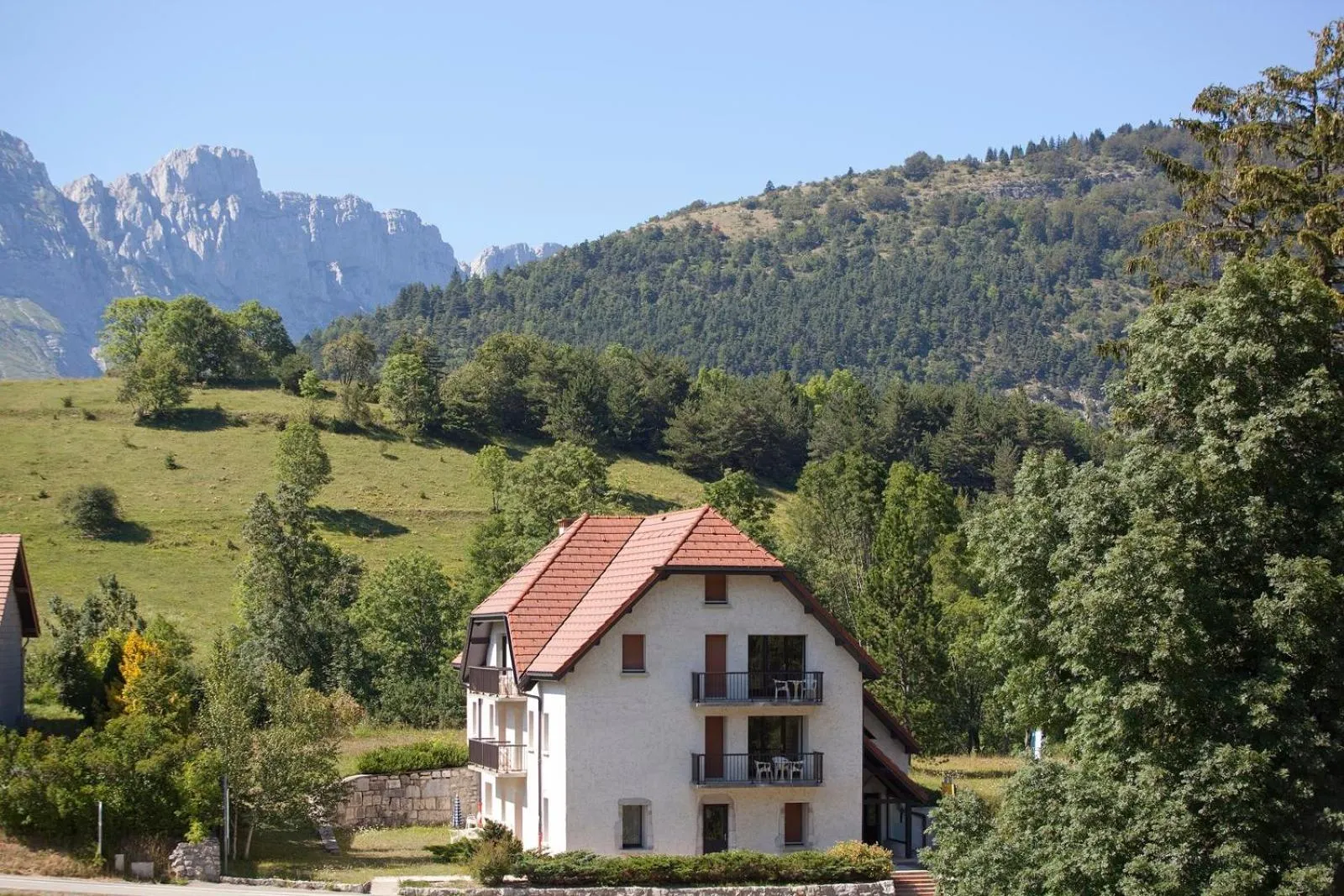 Property building in Hotel le Chalet