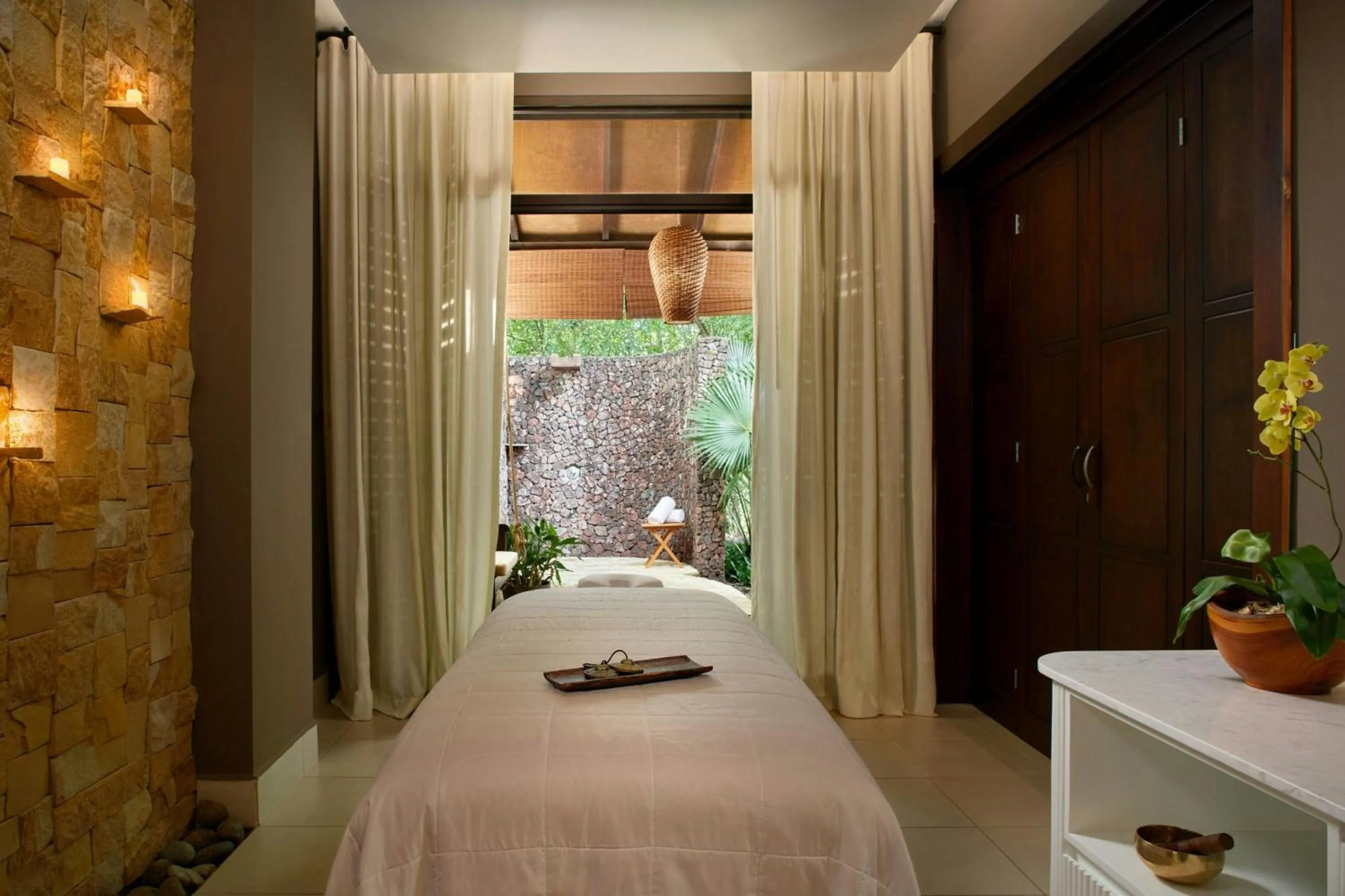 Spa and wellness centre/facilities, Bed in The Westin Reserva Conchal, an All-Inclusive Golf Resort & Spa