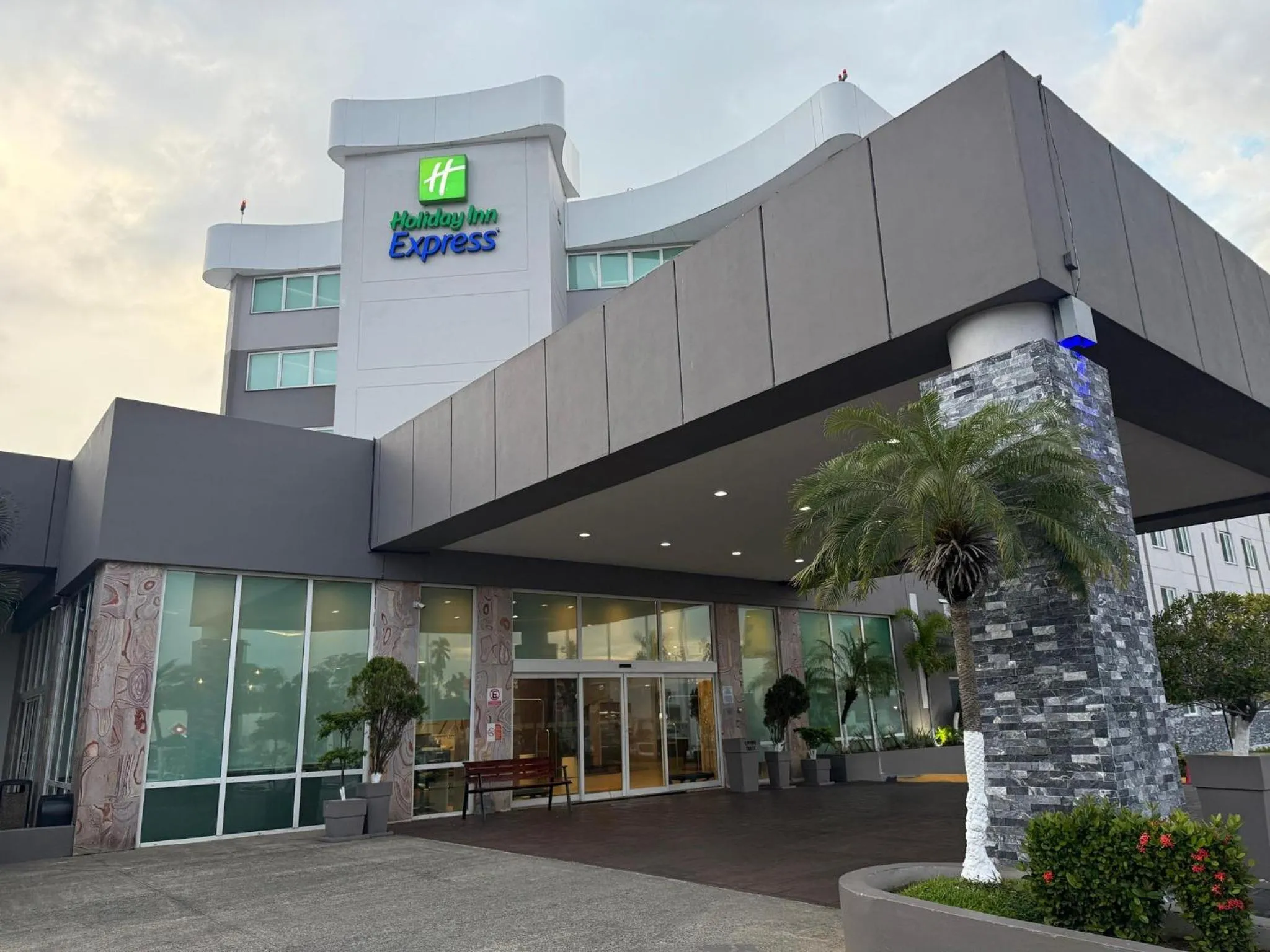 Property building in Holiday Inn Express Tapachula by IHG