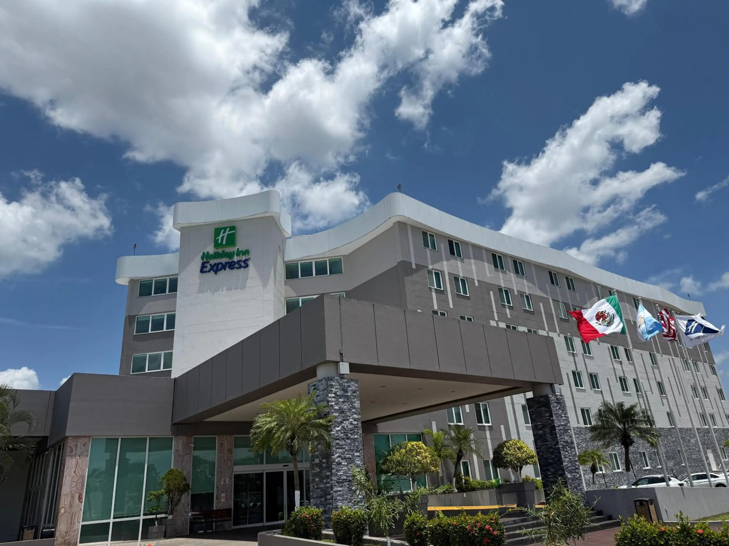 Property building in Holiday Inn Express Tapachula by IHG