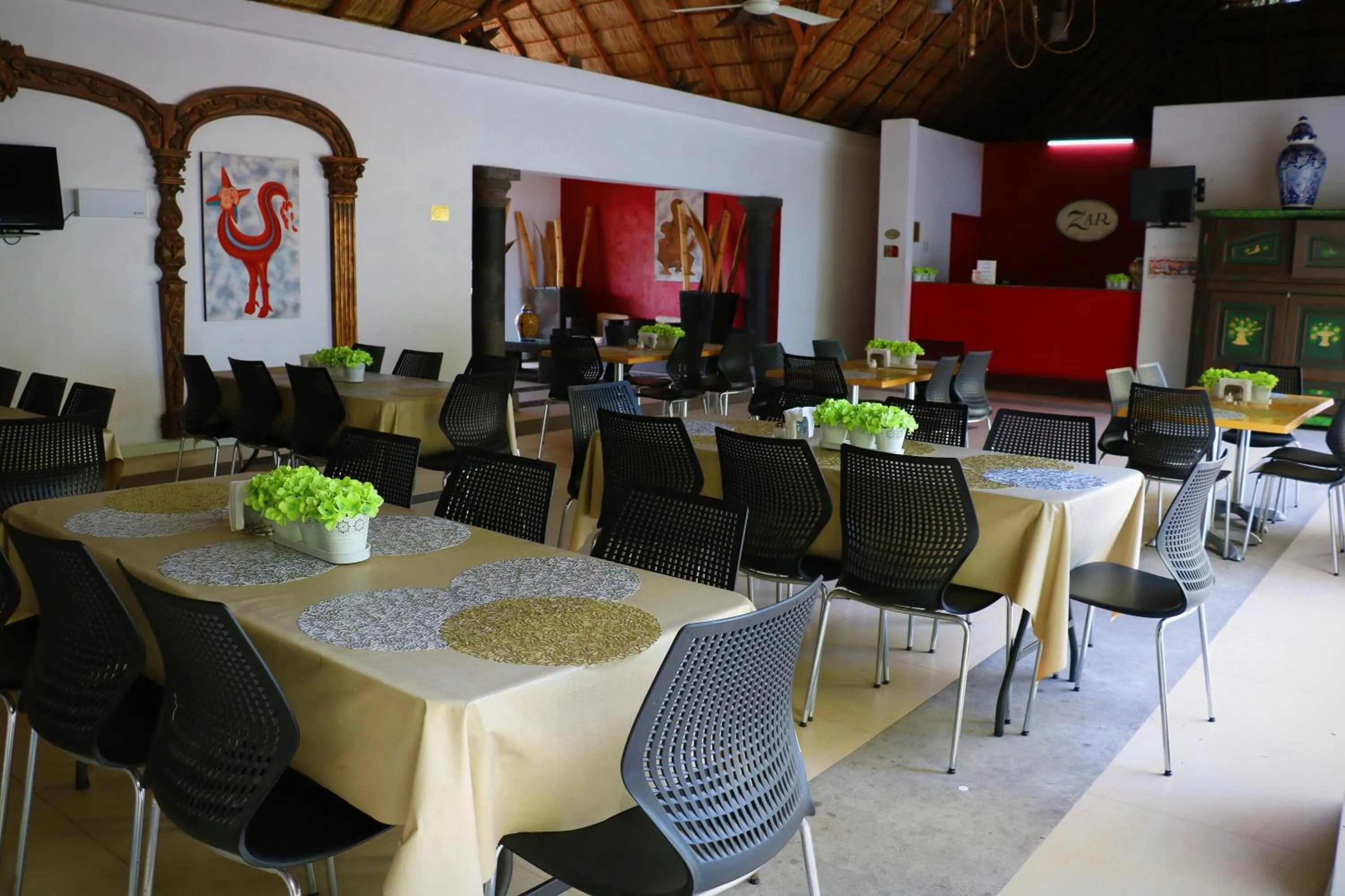 Restaurant/places to eat in Zar Manzanillo