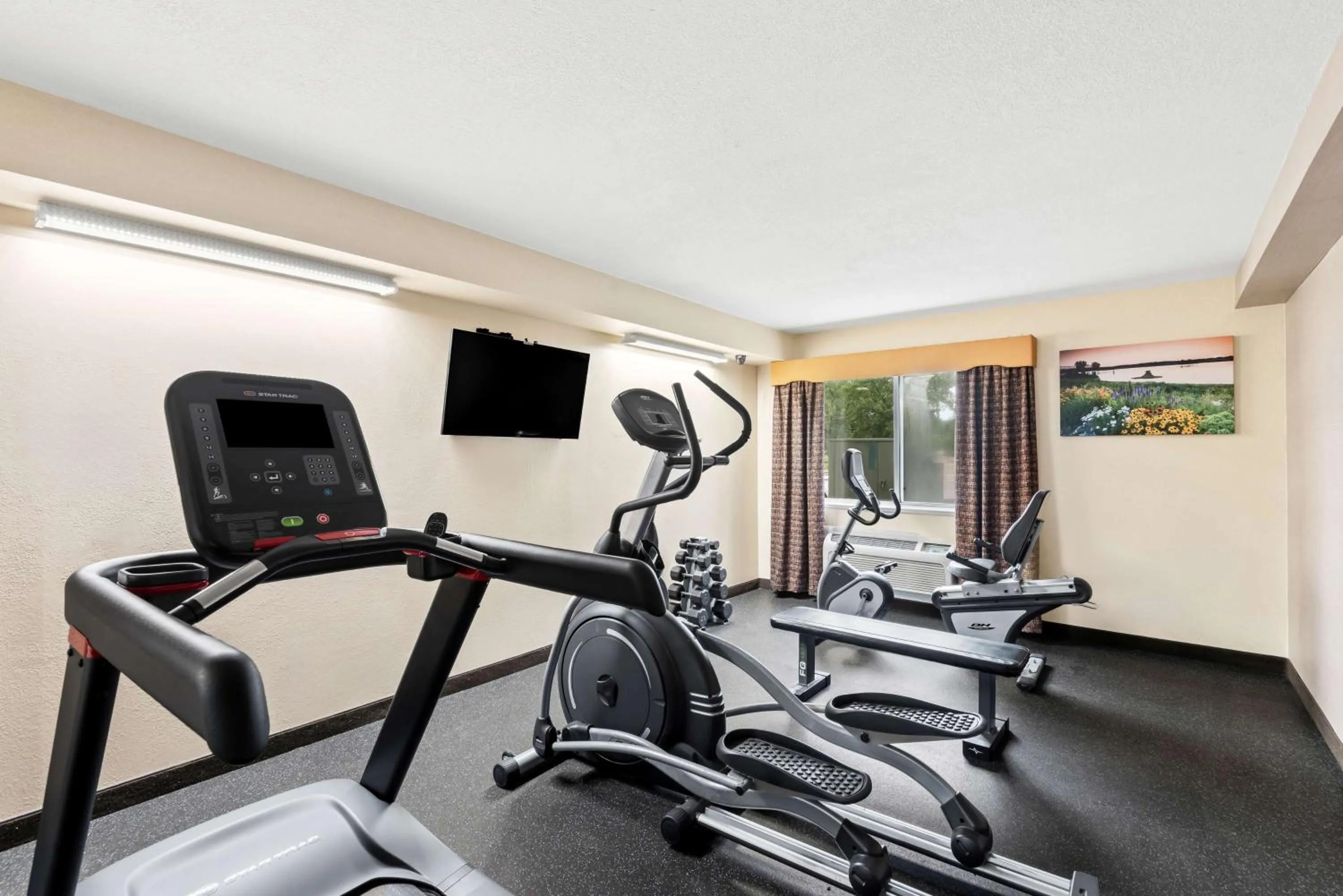 Fitness centre/facilities in Best Western Airport Inn