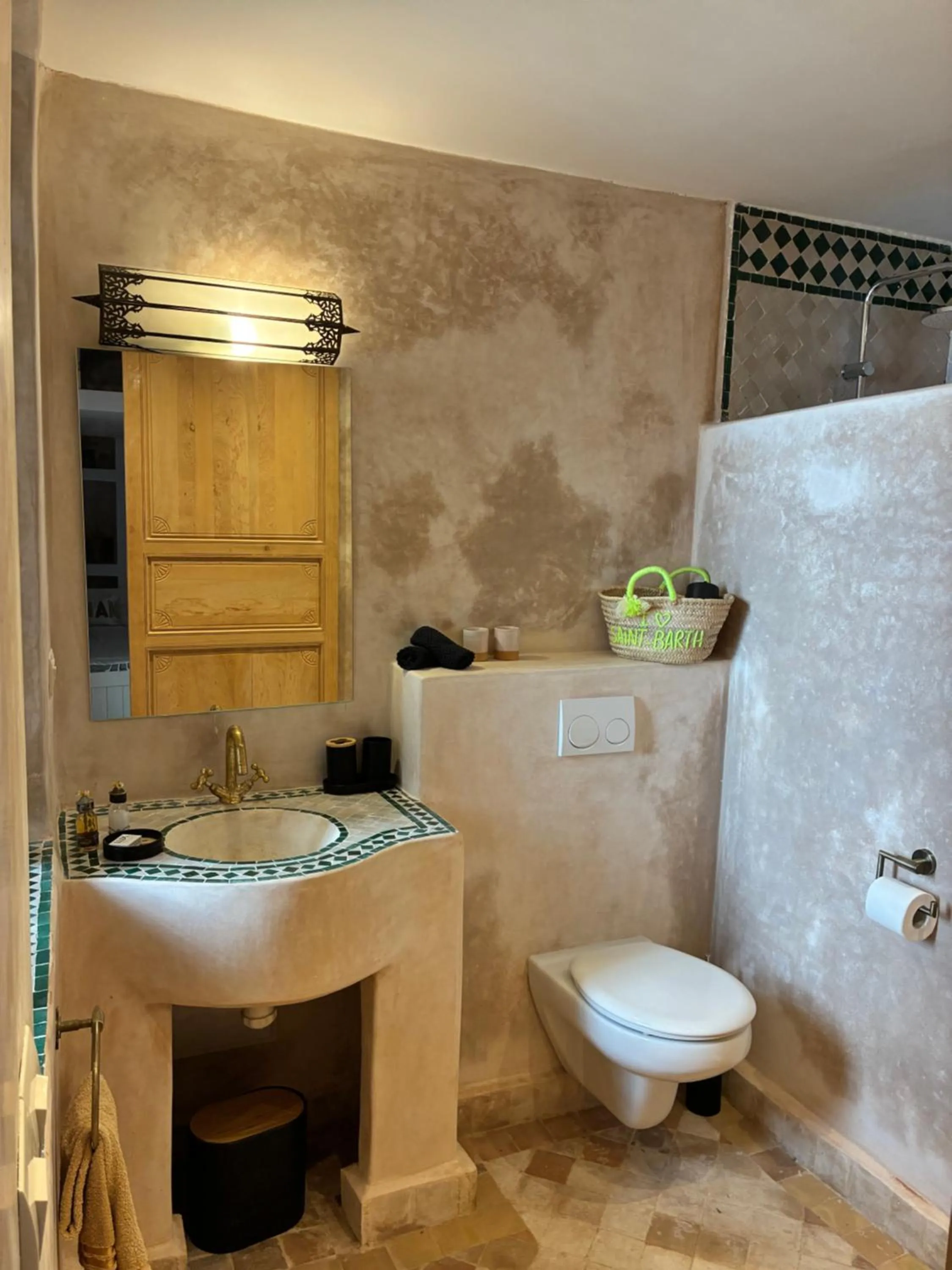 Bathroom in Riad Chameau FDC Hôtel SPA