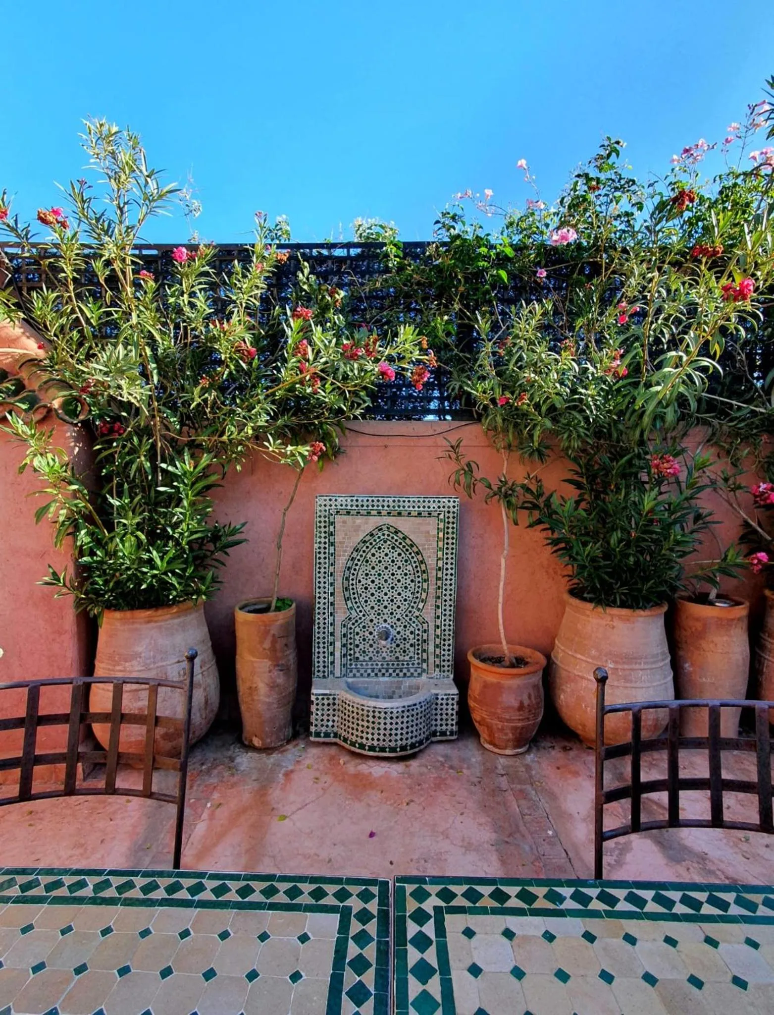 Patio in Riad Chameau FDC Hôtel SPA