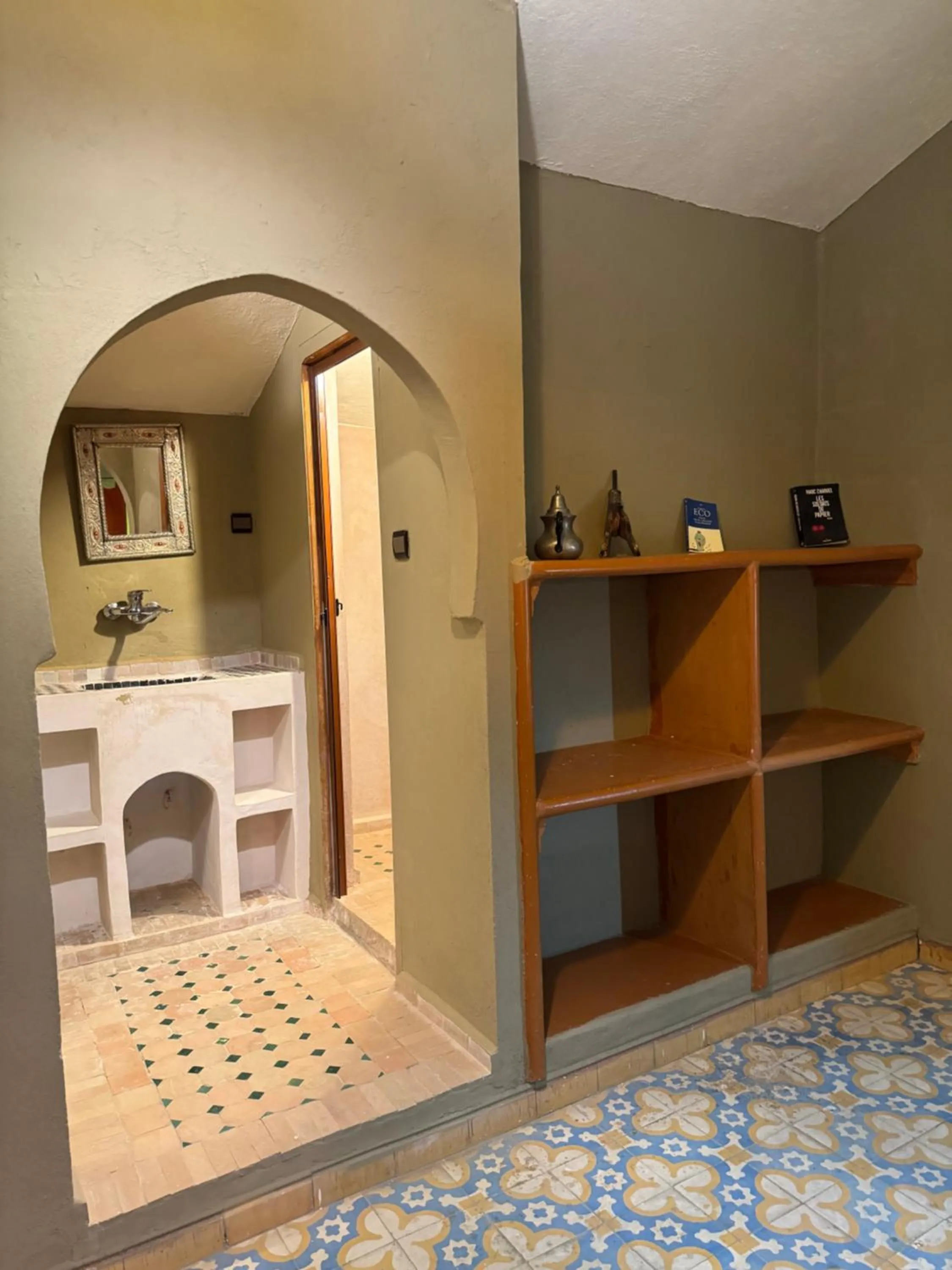 storage in Maison Merzouga Guest House