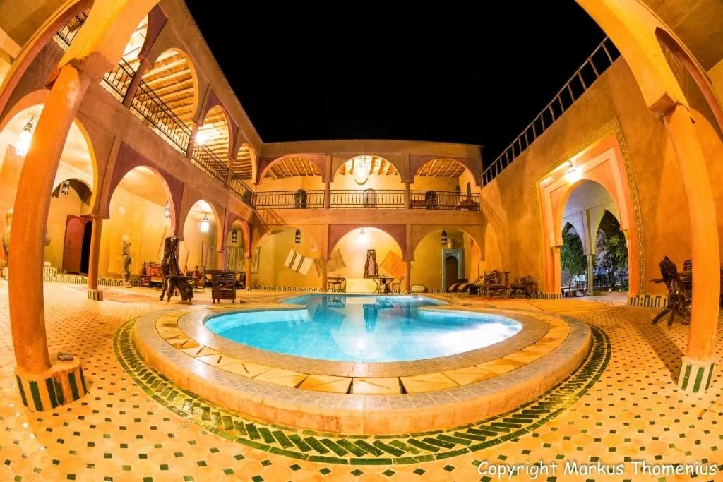 Swimming pool in Maison Merzouga Guest House