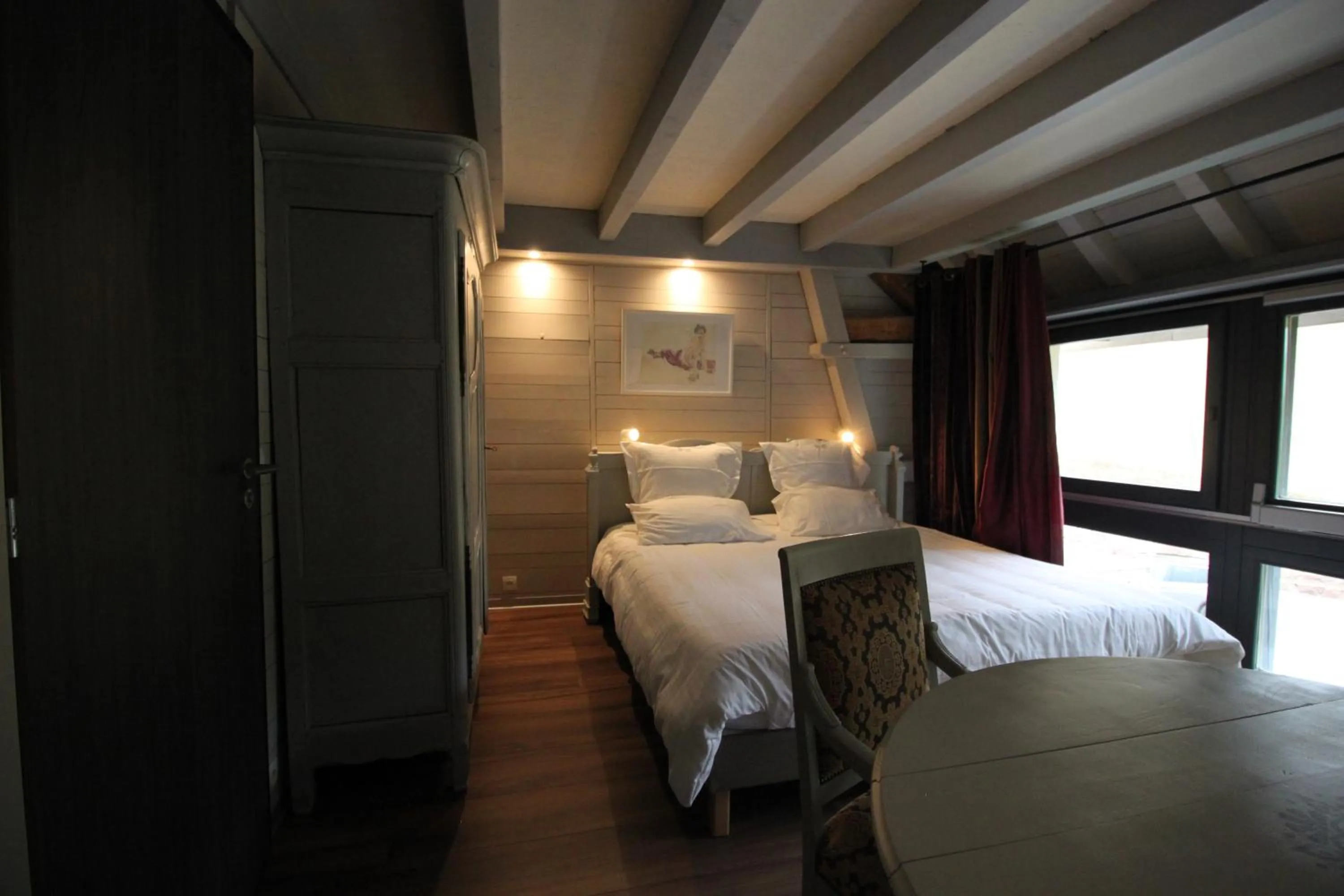 Bedroom in La Colline Du Baa - Maison d'hôtes d'exception