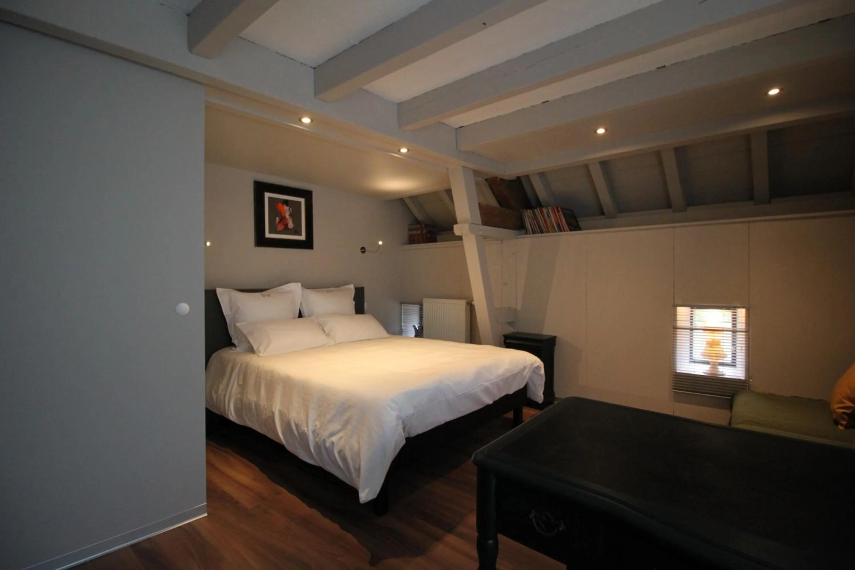 Photo of the whole room in La Colline Du Baa - Maison d'hôtes d'exception